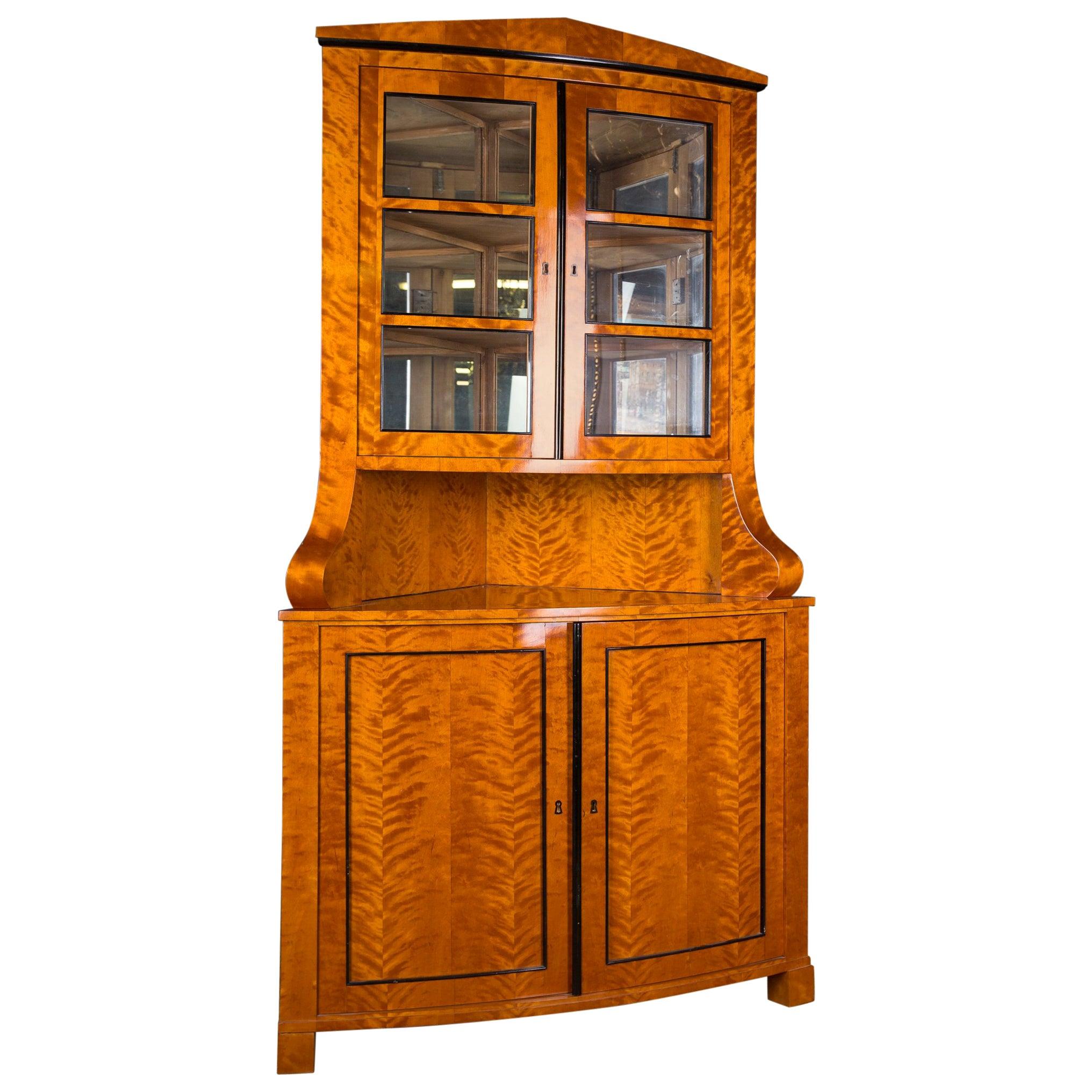 Corner cupboard Vitrine antique Biedermeier style Flamed Birch veneer For Sale