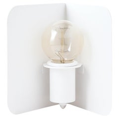 Lámpara de mesa Corner White by +kouple