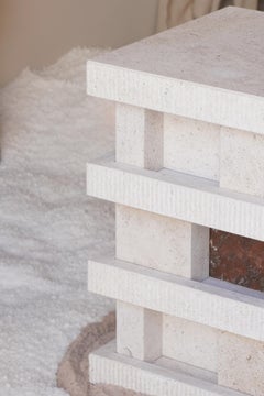 Cornerstone - Tavolino in pietra