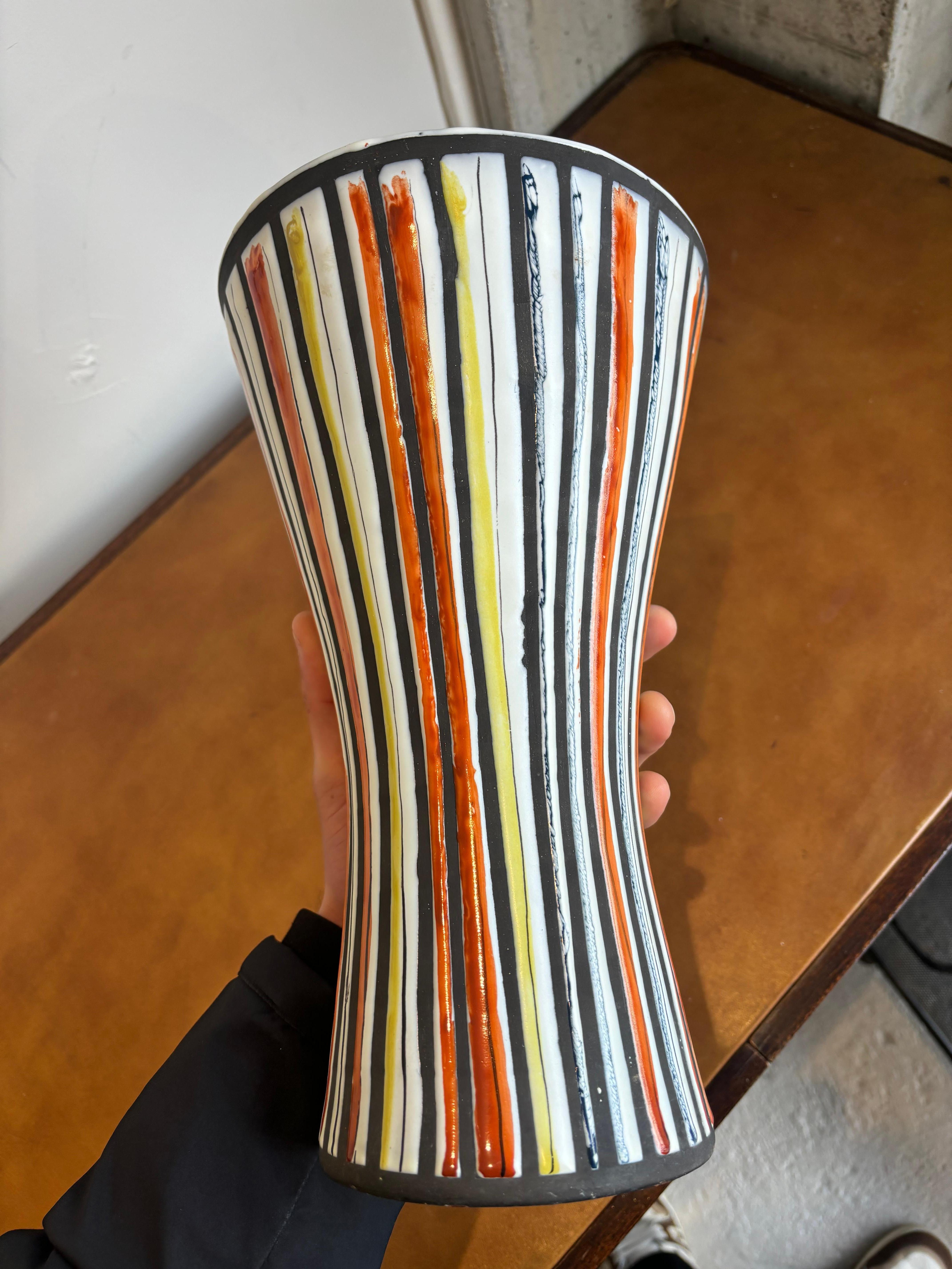 Cornet vase by Roger Capron 1