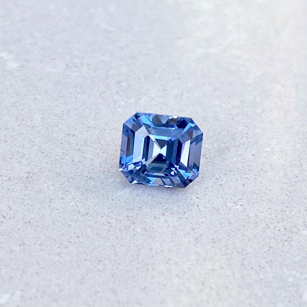 Women's or Men's Cornflower Blue Sapphire 1.50 ct Emerald Cut Unheated Ceylon Natural, Loose Gems For Sale