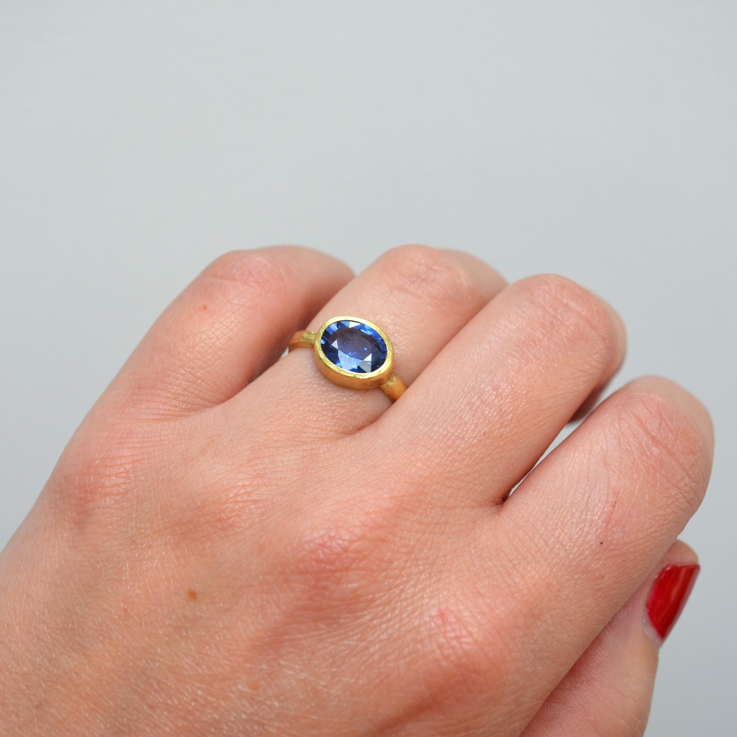 Oval Cut Cornflower Blue Sapphire 18 Karat Gold Ring Handmade by Disa Allsopp For Sale