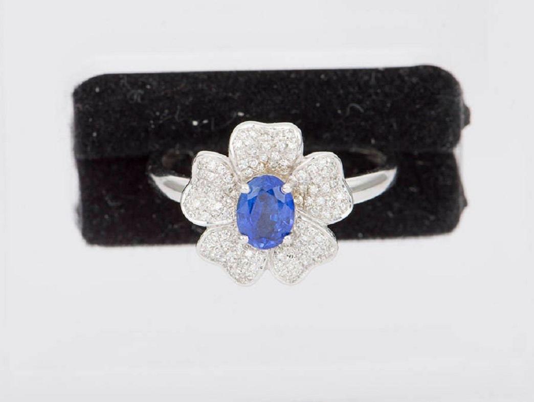 Cornflower Blue Sapphire 18K White Gold Ring Diamond Flower Petal Halo For Sale 1