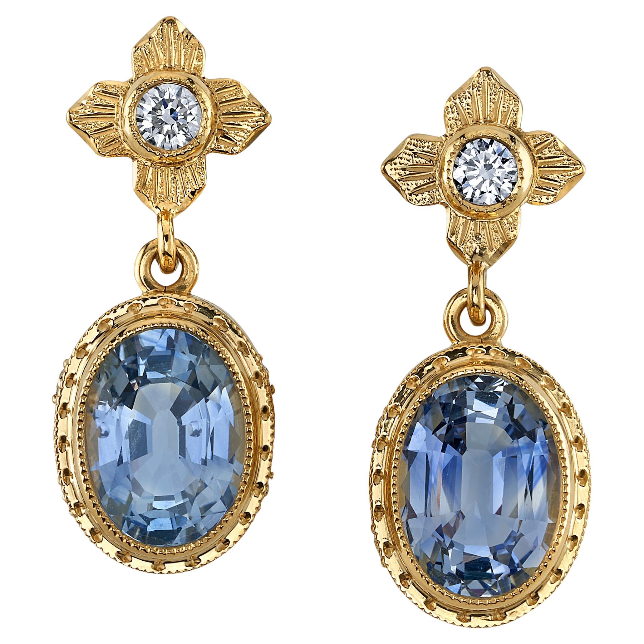 Cornflower Blue Sapphire and Diamond Drop Earrings in Yellow Gold , 4.58 Carats  For Sale