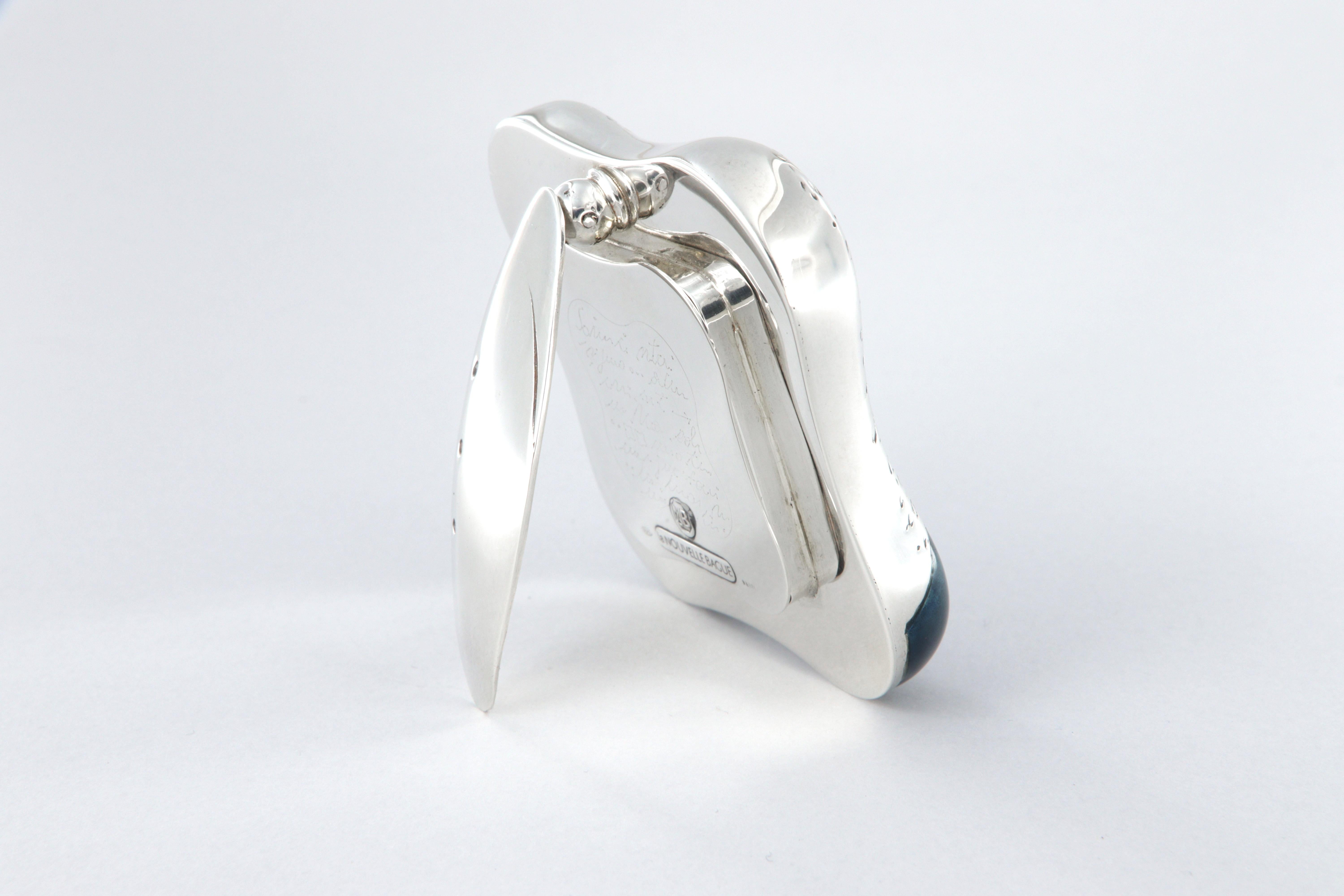 Cadre de bureau La Nouvelle Bague en argent et émail en vente 1