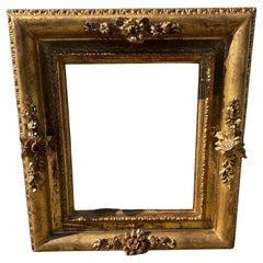 Cornice in legno dorato