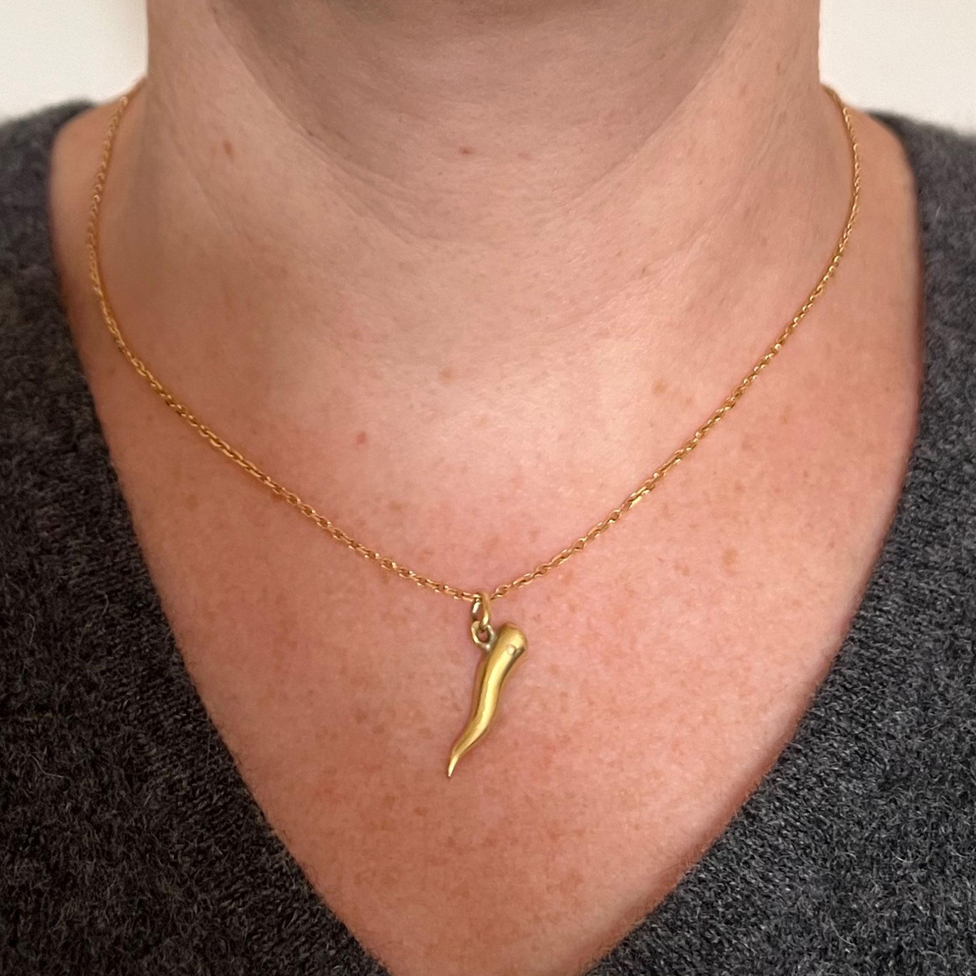 italian horn necklace 18k gold
