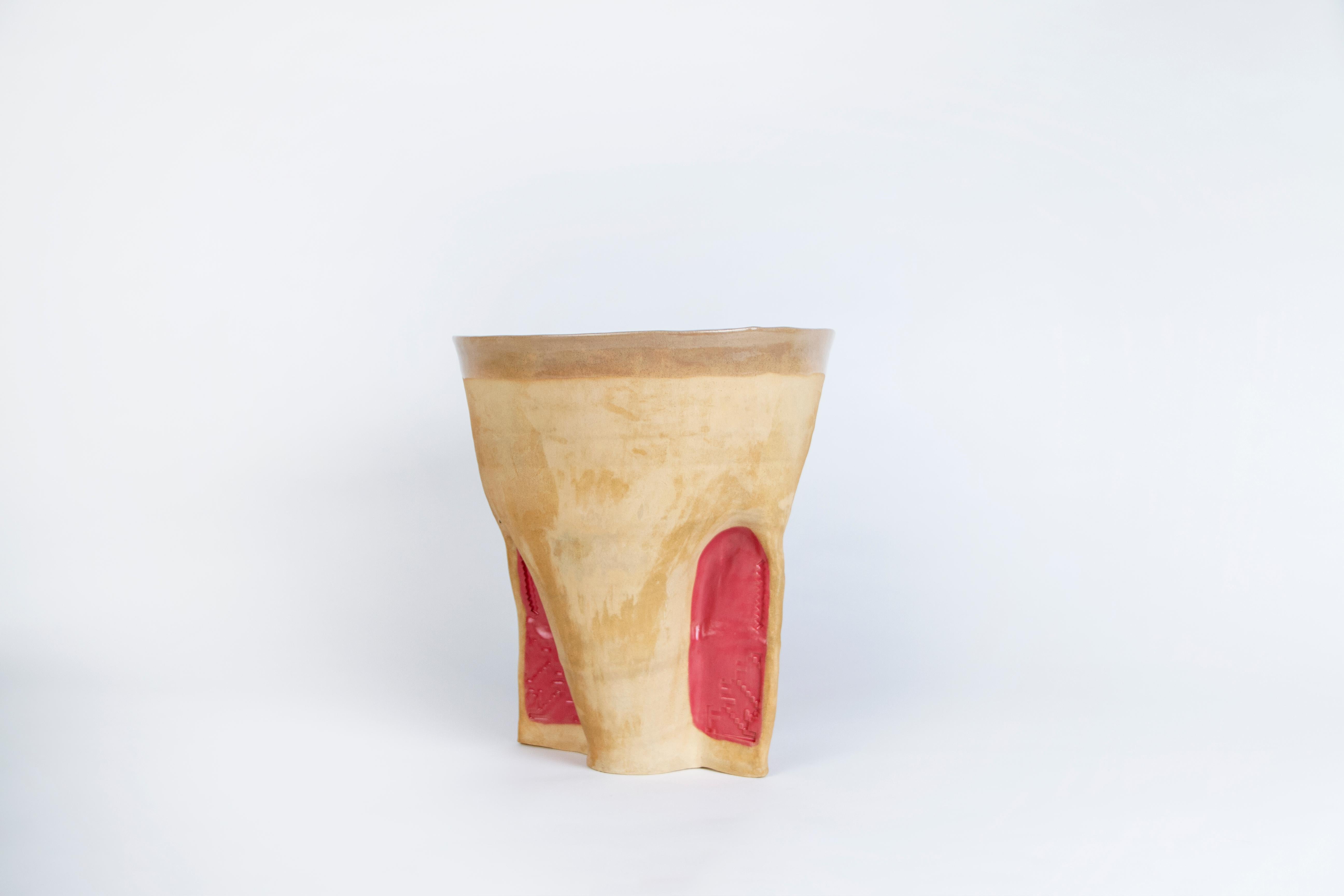 Corniche vase by Faissal El-Malak
Dimensions: 33 x 33 x 40 cm
Materials: ceramic

Faissal El-Malak is a Palestinian designer who was brought up between Montreal Canada and Doha Qatar. He trained as a fashion designer in Paris’ Atelier Chardon