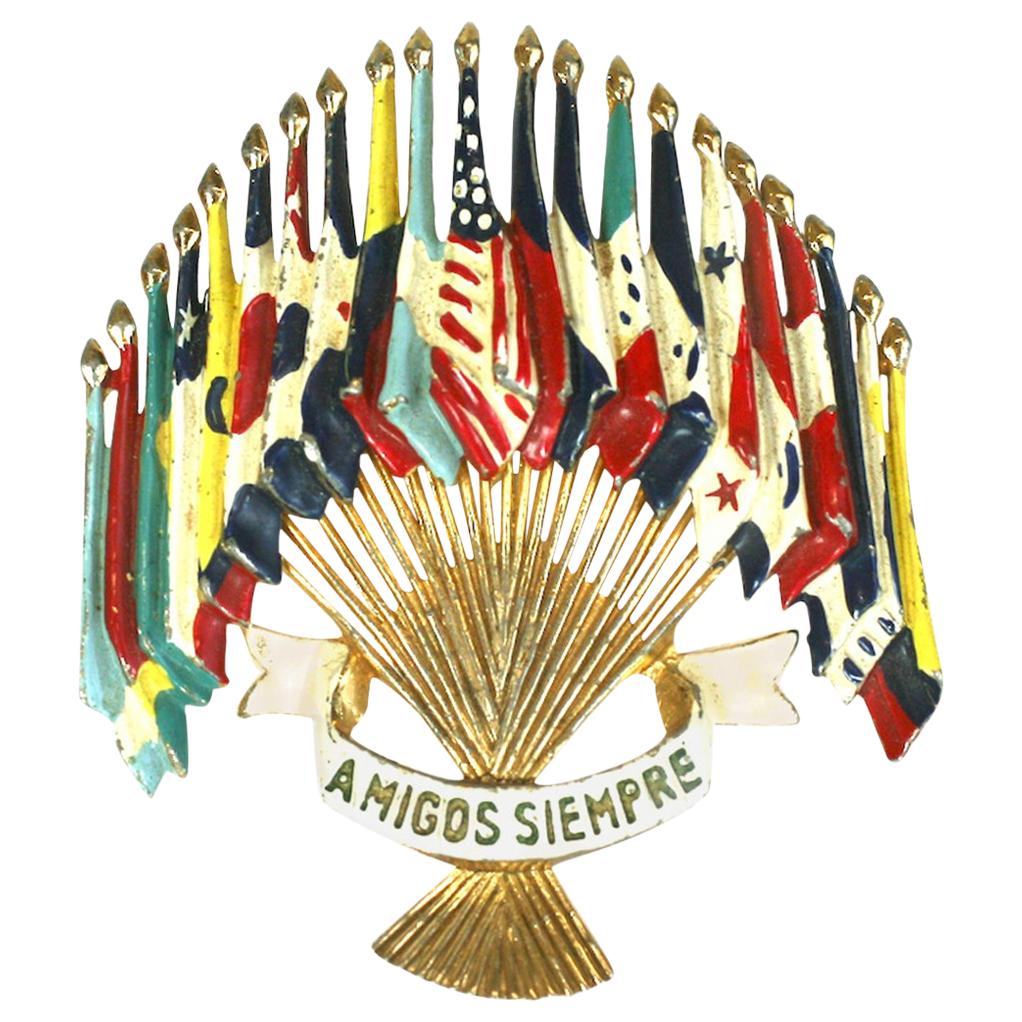 Broche du couronne des Nations avec drapeau des années 1930 en vente