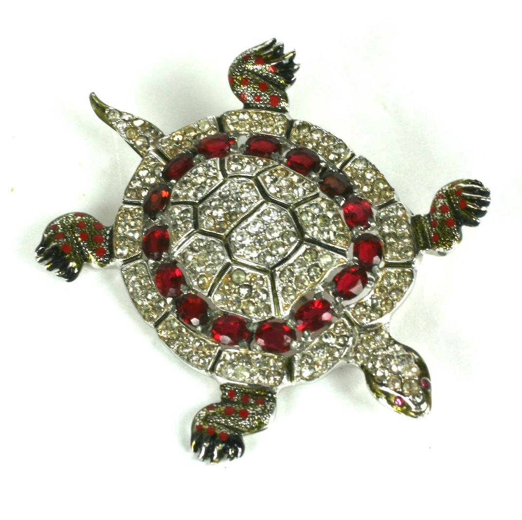 Coro Broche de tortue en pavé Art déco Excellent état - En vente à New York, NY