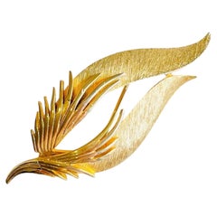 Coro Corocraft Vintage 1950s Gold Unisex Textured Wavy Tulip Leaf Feather Brooch