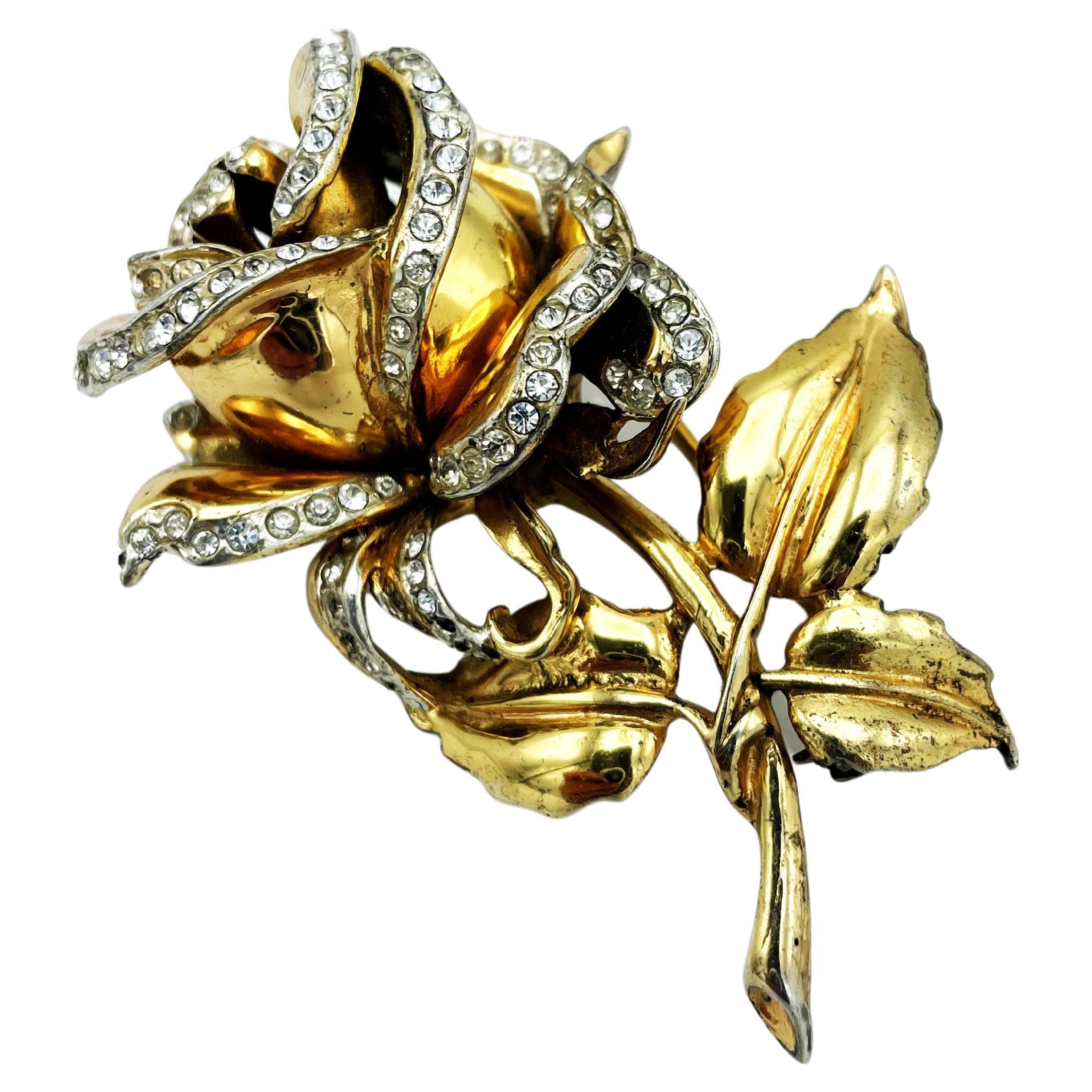 Coro Craft brooch in the shape of a rose, sterling gold plated, rhinestones 1940 For Sale
