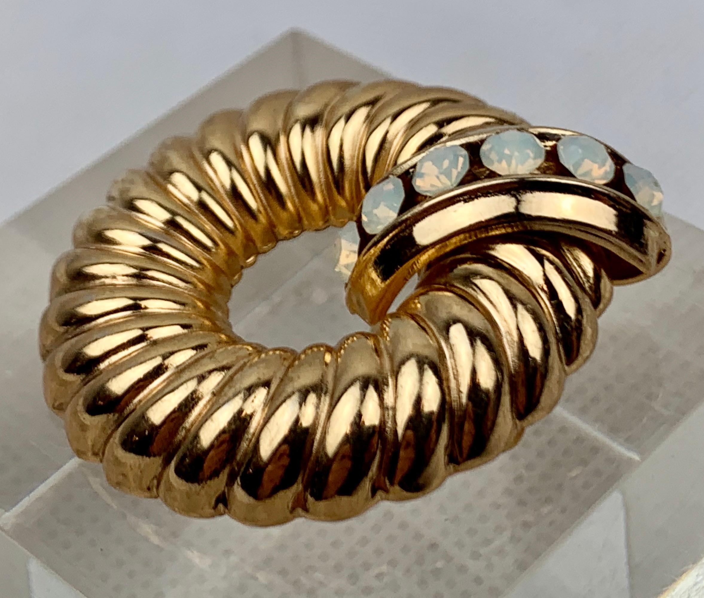Shrimp Style Gold Filled Brooch by CORO, circa 1940s 3