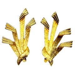 CORO signed vintage gold tone designer clip on earrings