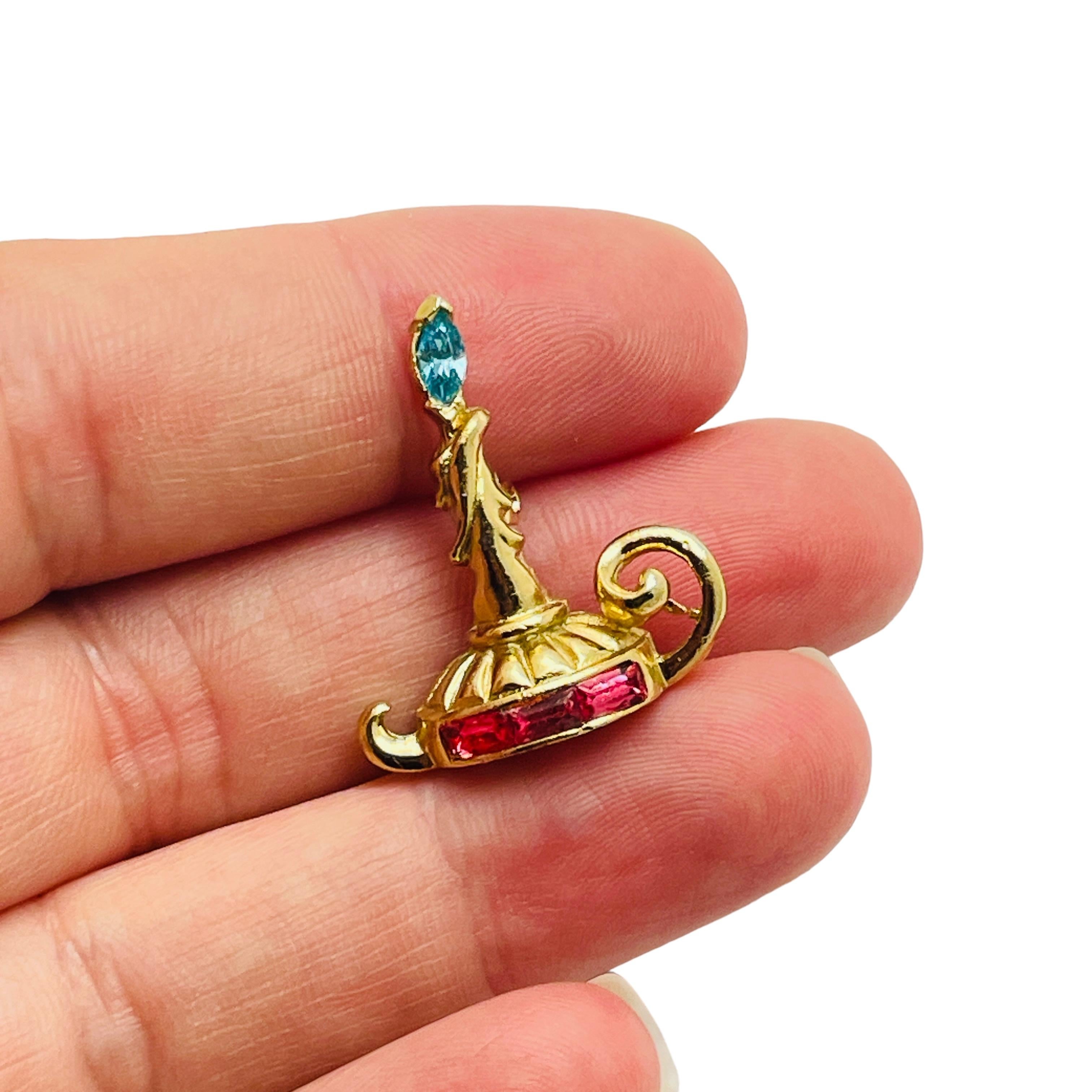 Women's CORO signed vintage gold tone rhinestone small candle designer brooch For Sale