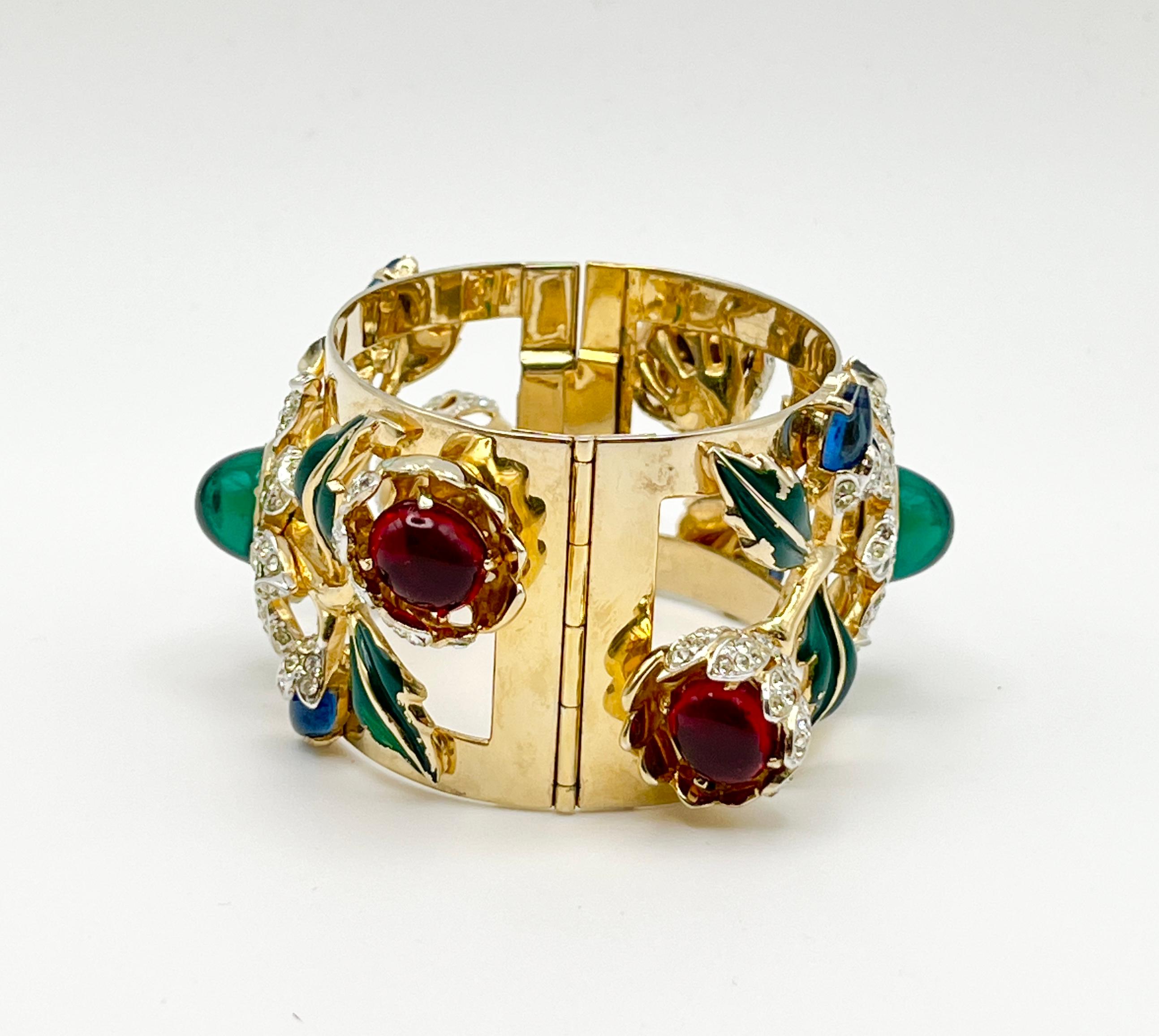 Corocraft Floral Motif Enamel Cabochons & Rhinestones Wide Bangle c. 1940s In Excellent Condition For Sale In New York, NY