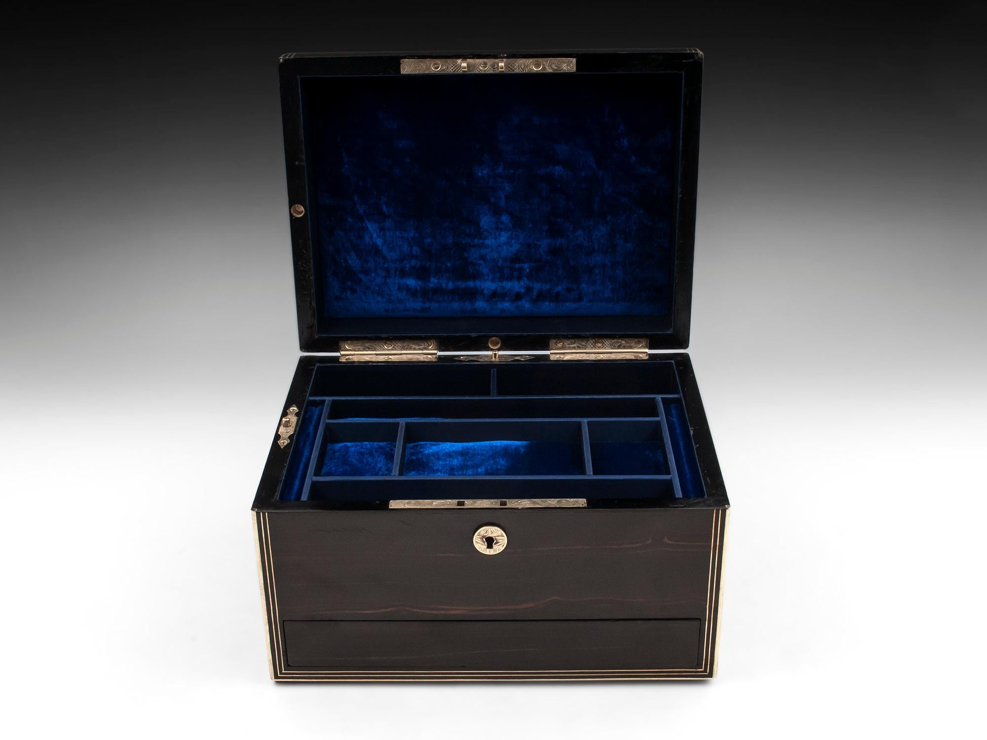Coromandel Dome Top Jewelry Box 1