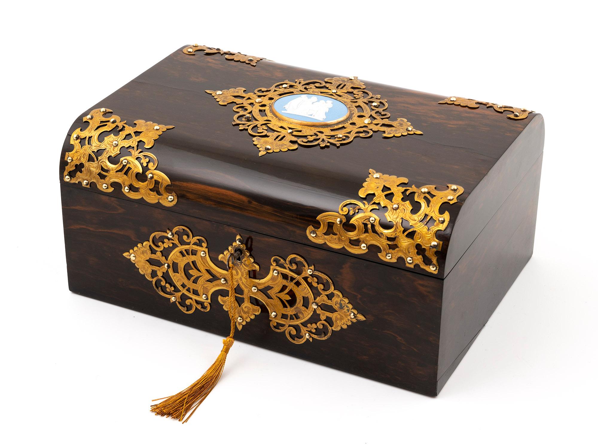 Coromandel Dome-Topped Antique Jewellery Box with Wedgwood Jasperware Plaque 6
