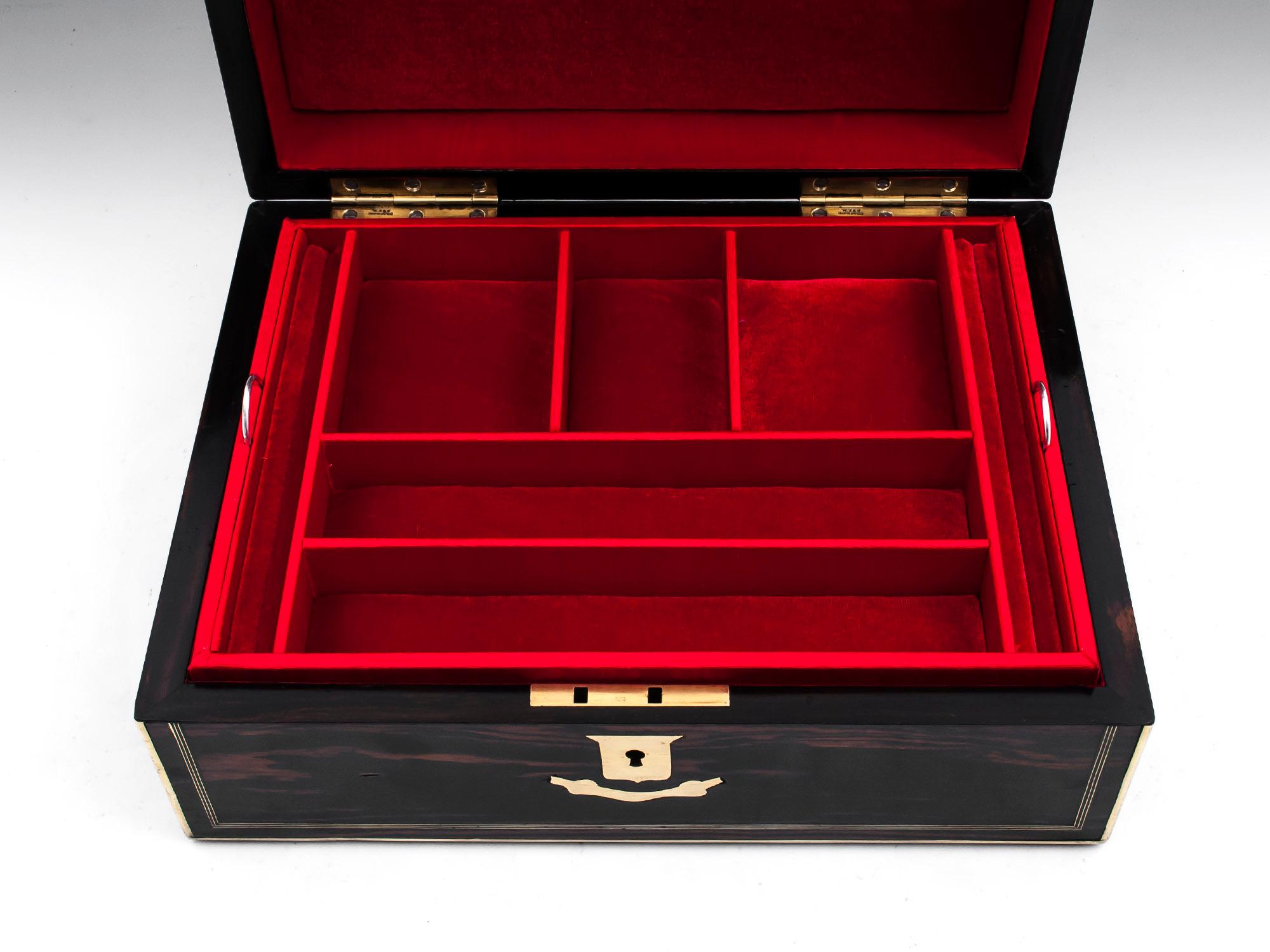 Coromandel Jewelry Box, 19th Century For Sale 1