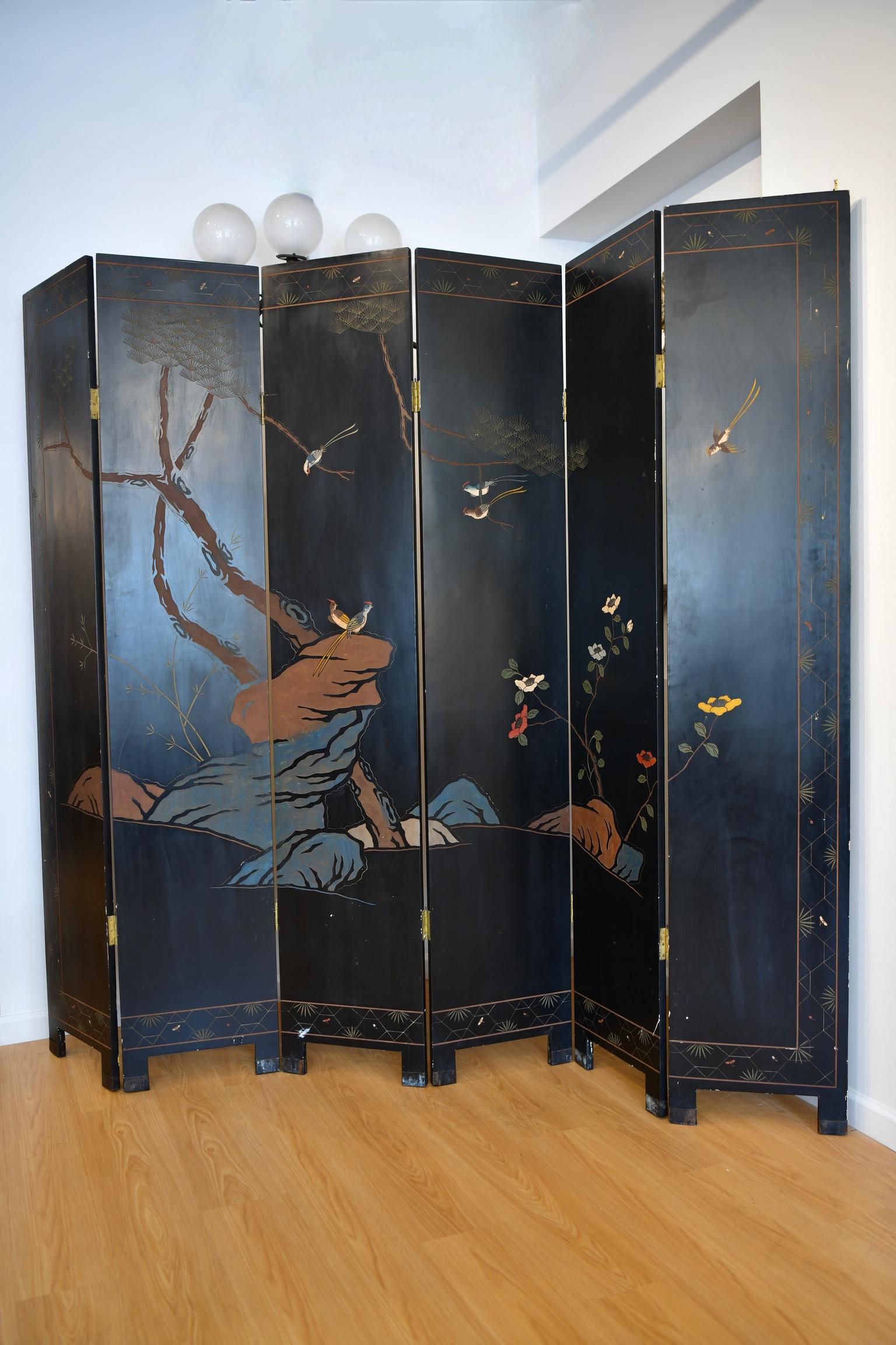 Coromandel Lacquered and Gold Leaf Screen 4
