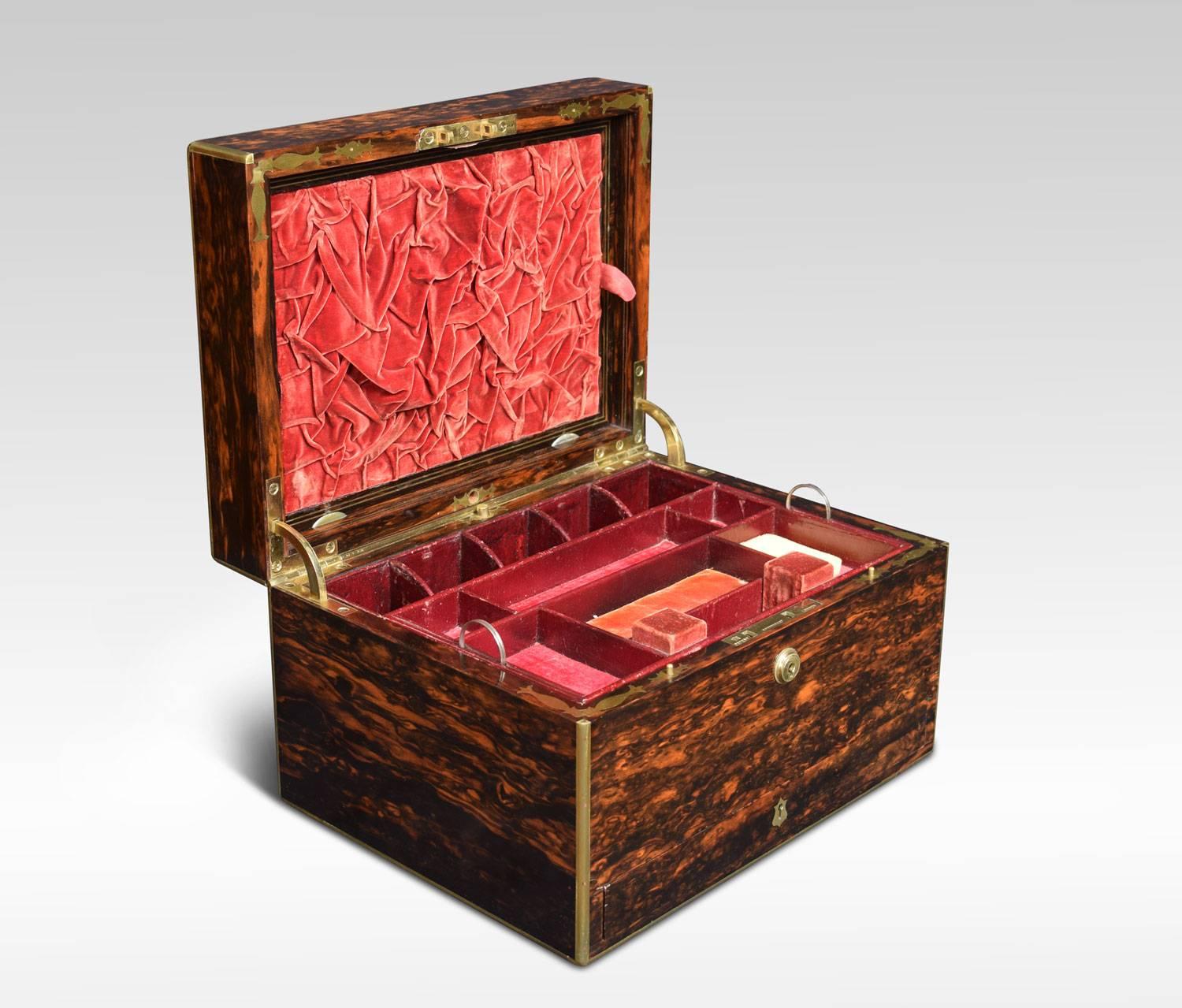 Coromandel Ladies Travelling Dressing Table Box by Halstaff & Hannaford In Excellent Condition In Cheshire, GB