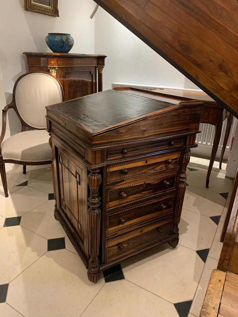 Coromandel Wood Davenport Desk, William IV, in the Style of Waring and Gillows In Good Condition For Sale In Lincoln, GB