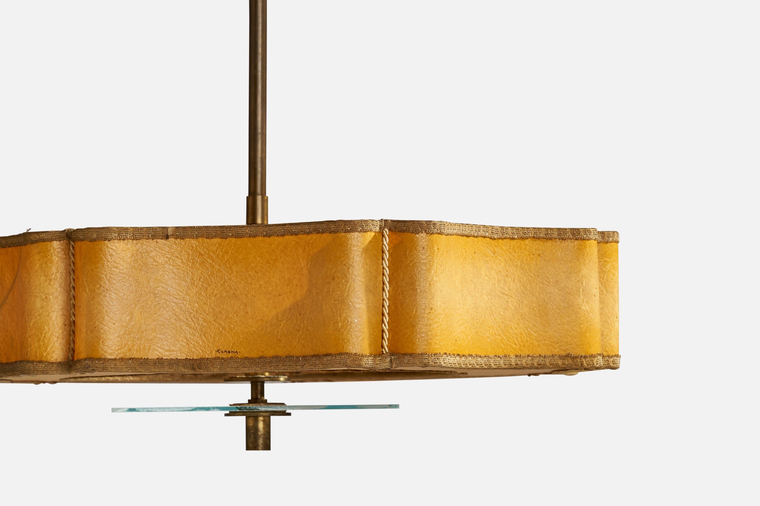 Lampe à suspension Corona Belysning, laiton, verre, papier parchemin, Suède, années 1930 Bon état - En vente à High Point, NC