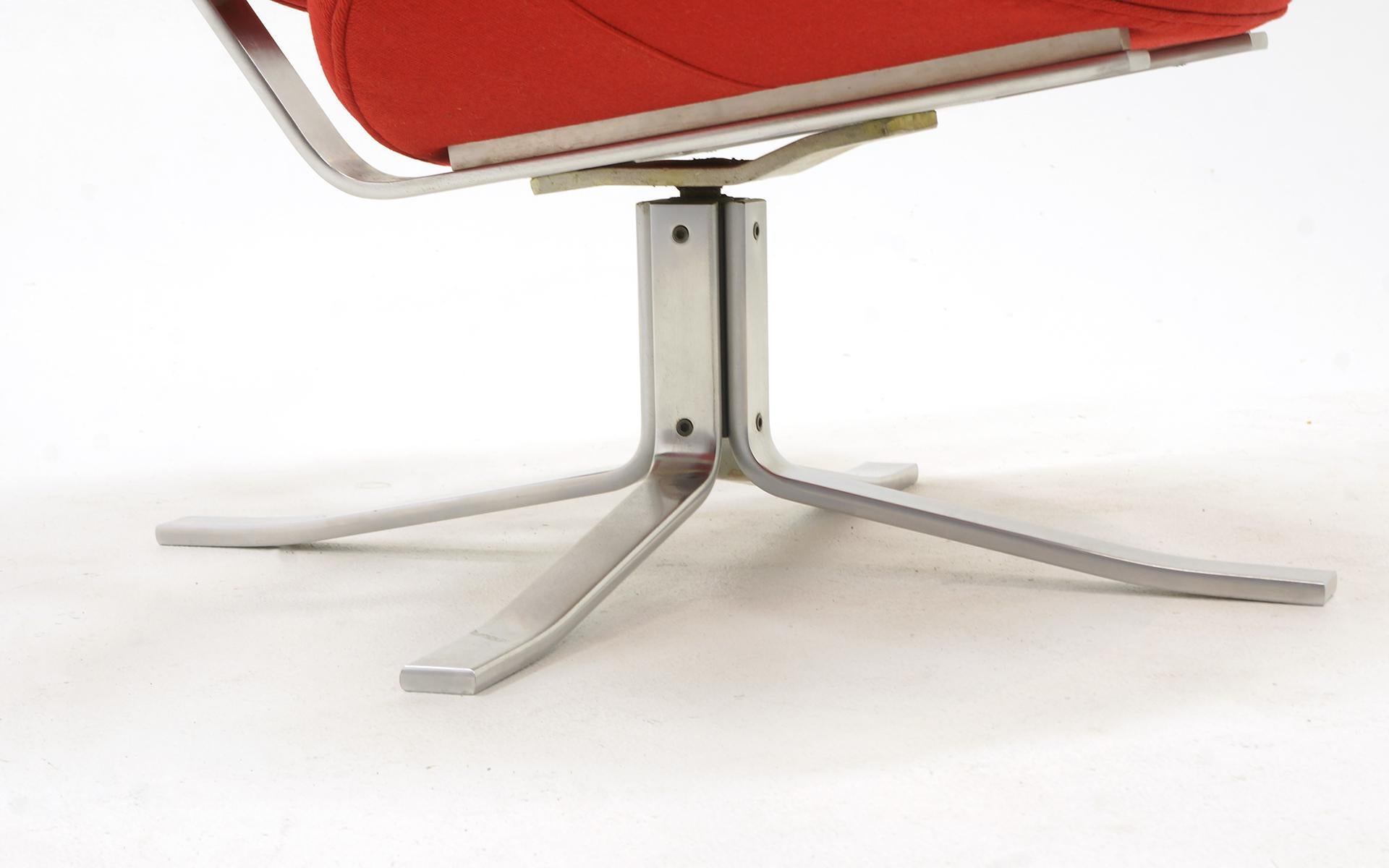 Steel Corona Chair by Poul Volther, New Knoll Red Upholstery, High Back Swivel