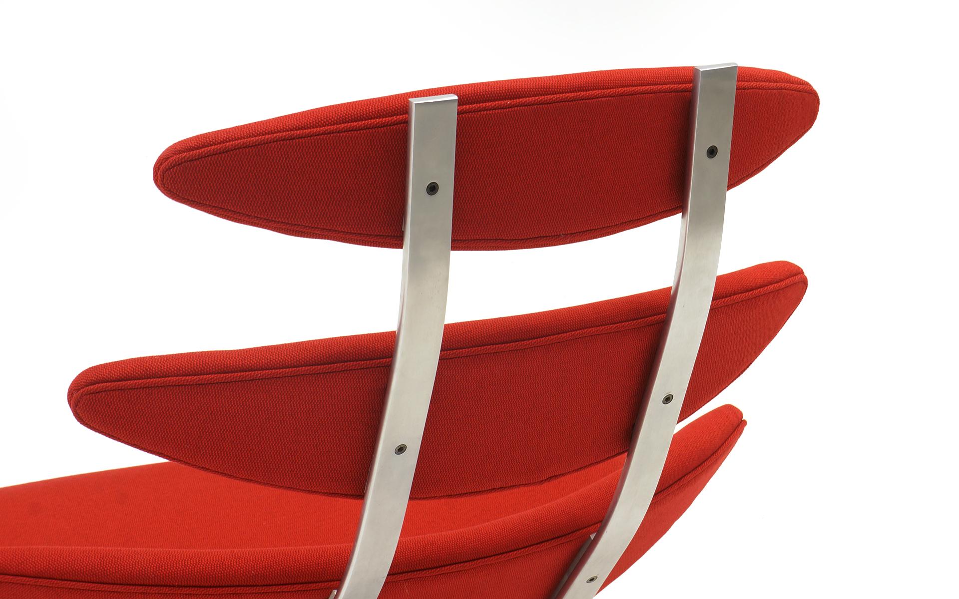 Mid-20th Century Corona Chair by Poul Volther, New Knoll Red Upholstery, High Back Swivel