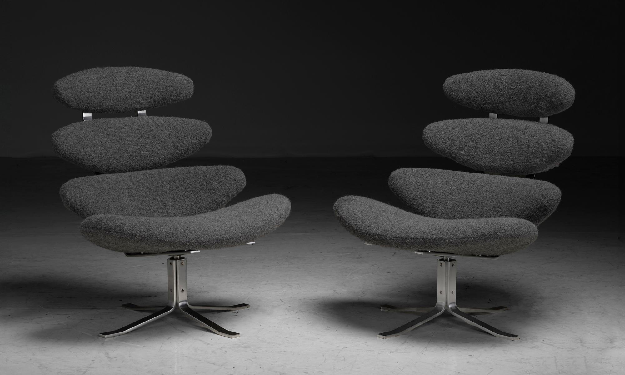 America circa 1950
Corona Chairs made by Erik Jorgensen, newly upholstered in Alpaca boucle by Rosemary Hallgarten.
35”w x 30”d x 38”h x 18”seat
Ref. MOD1084
$ 9,400 pair