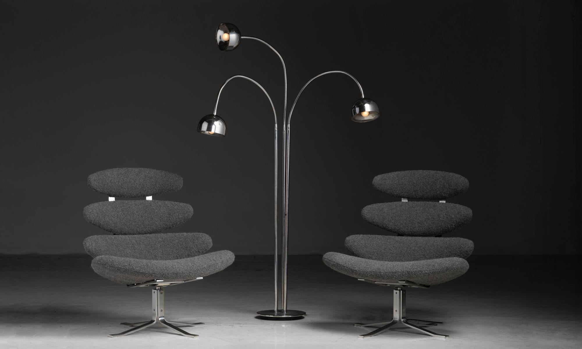 Corona Chairs, America circa 1950 In Good Condition In Culver City, CA