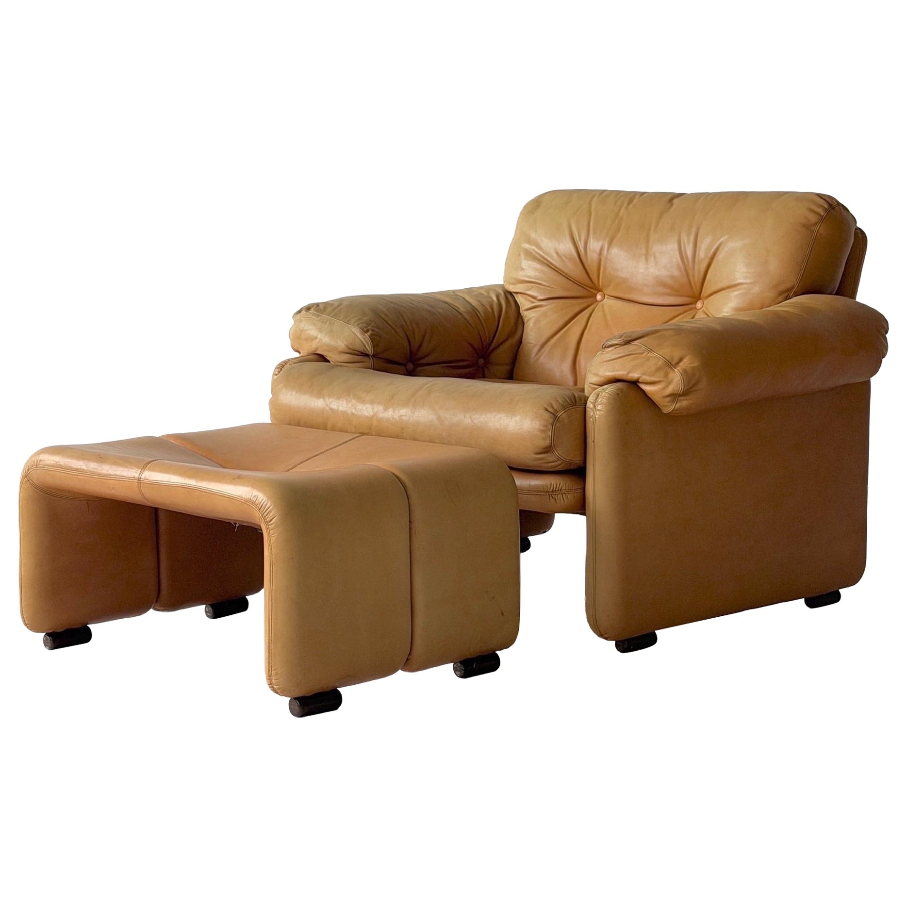 Coronado Chair + Ottoman par Afra & Tobia Scarpa pour B&B Italia.