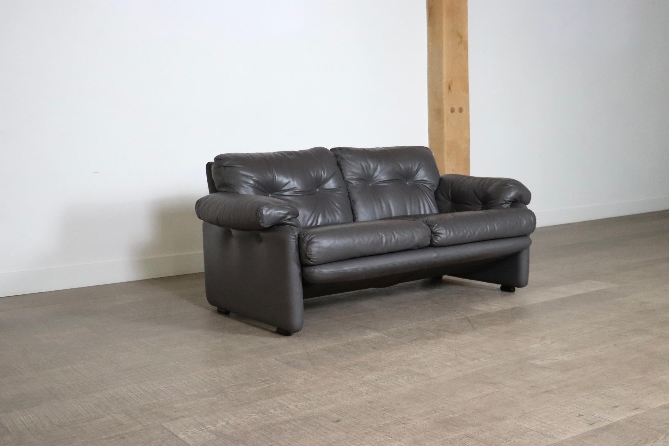 Coronado Sofa In Leather By Tobia Scarpa For B&B Italia, 1980s For Sale 3