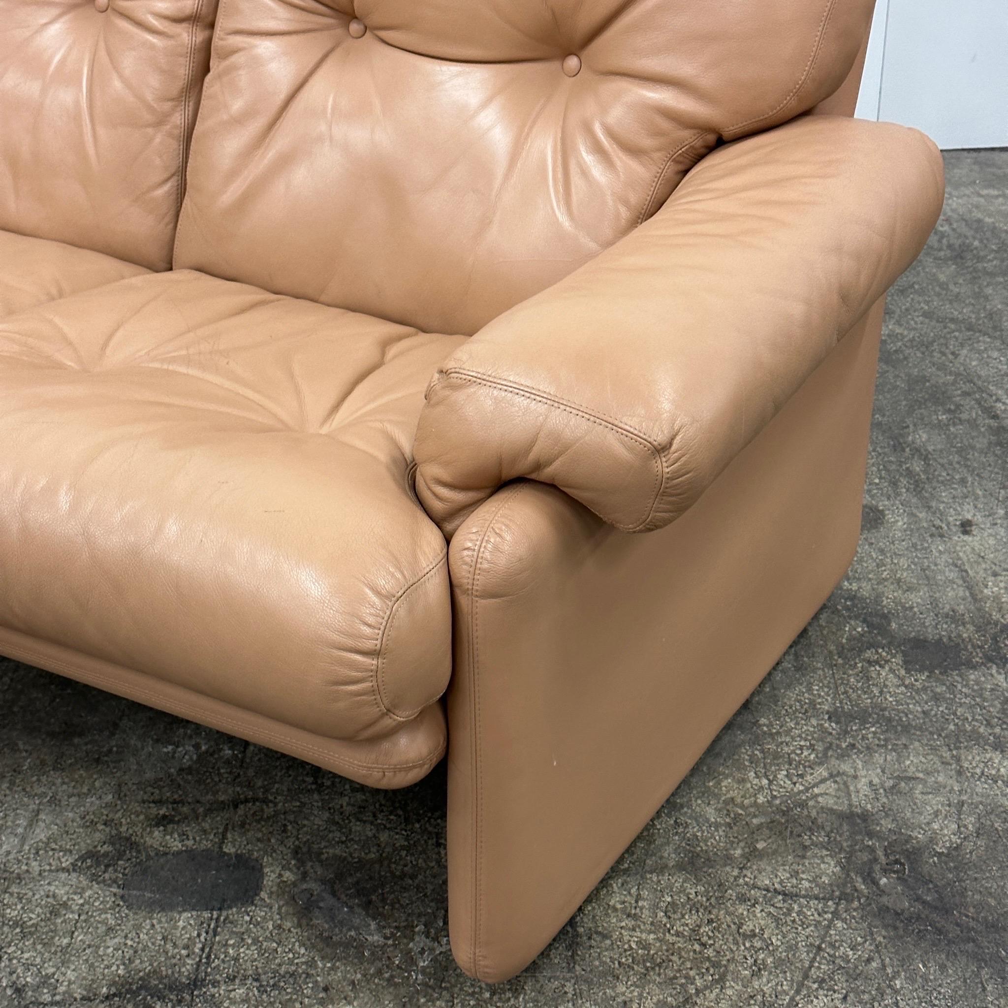 Italian Coronado Sofa in Leather by Tobia Scarpa for B&B Italia