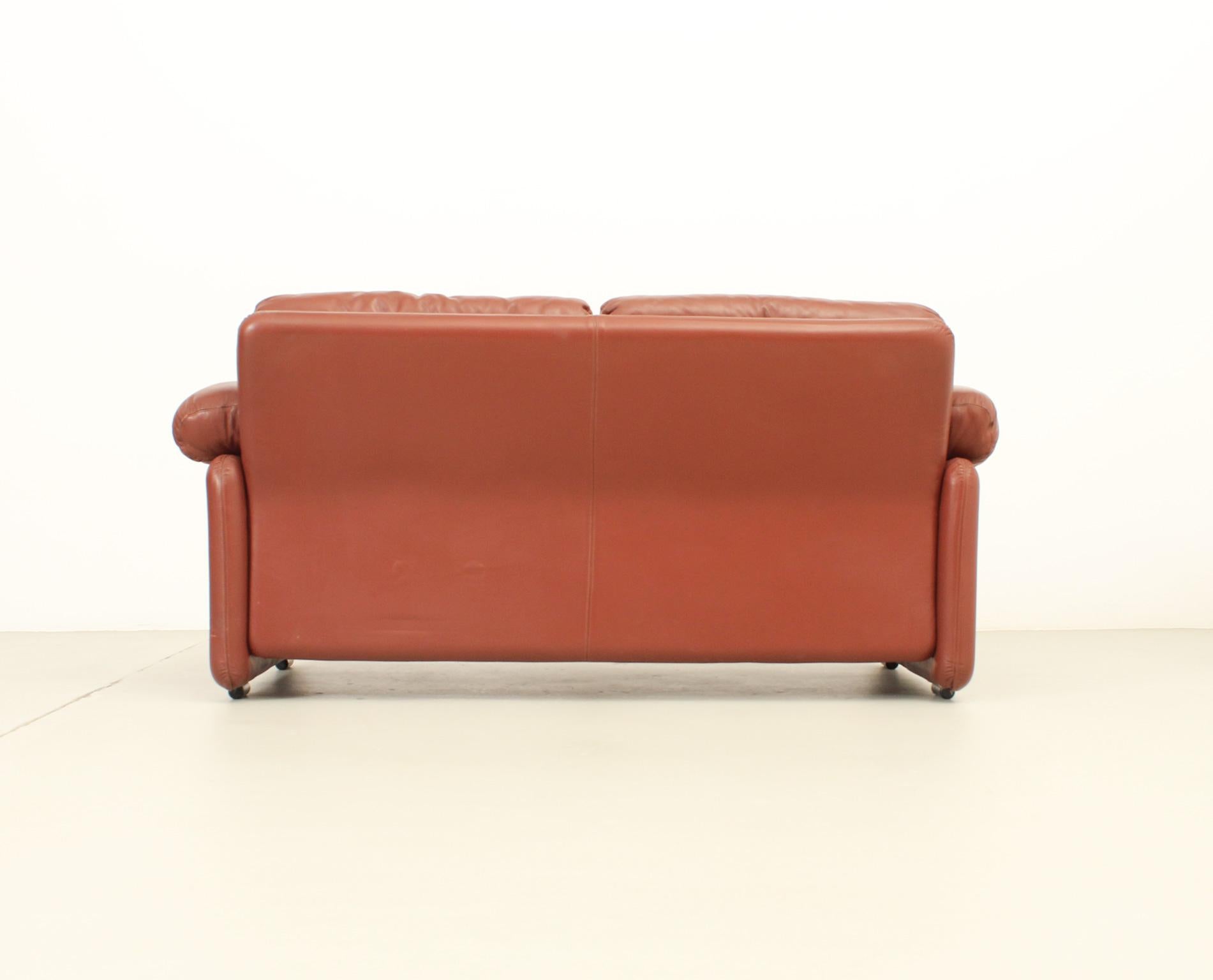 Coronado Two-seater Sofa by Tobia Scarpa in Cognac Leather, 1969 For Sale 5