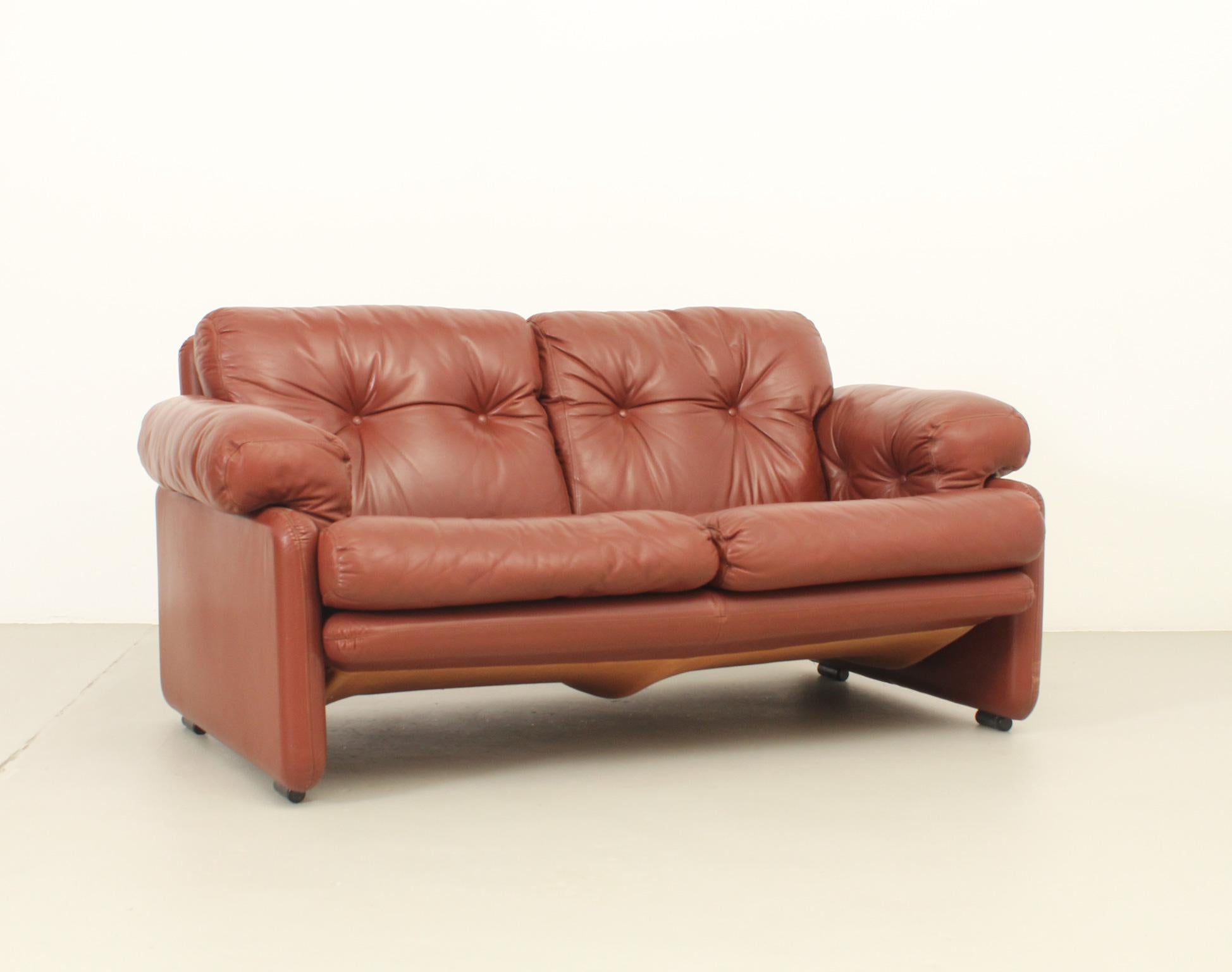 Coronado Two-seater Sofa by Tobia Scarpa in Cognac Leather, 1969 In Good Condition For Sale In Barcelona, ES