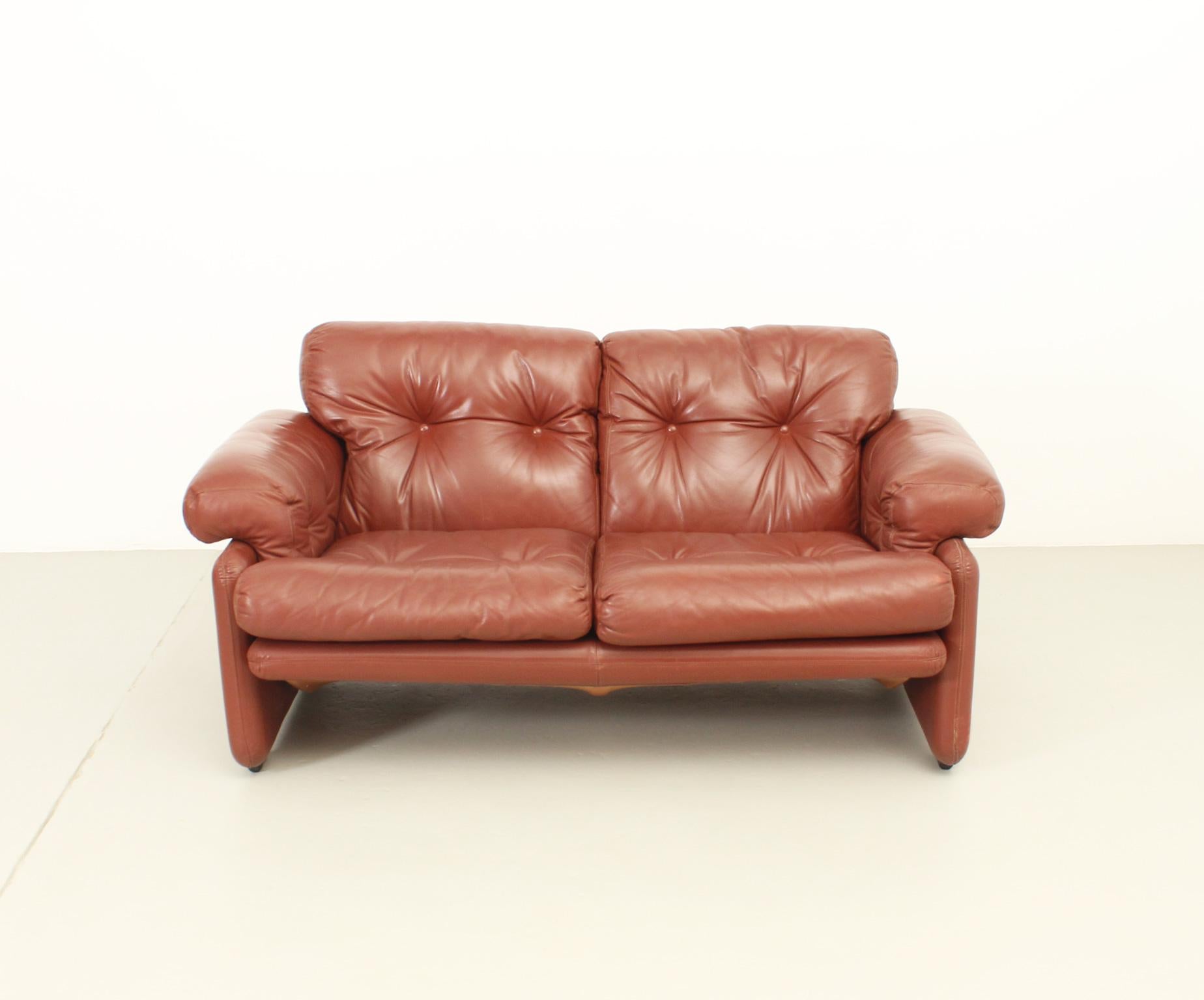 Mid-20th Century Coronado Two-seater Sofa by Tobia Scarpa in Cognac Leather, 1969 For Sale