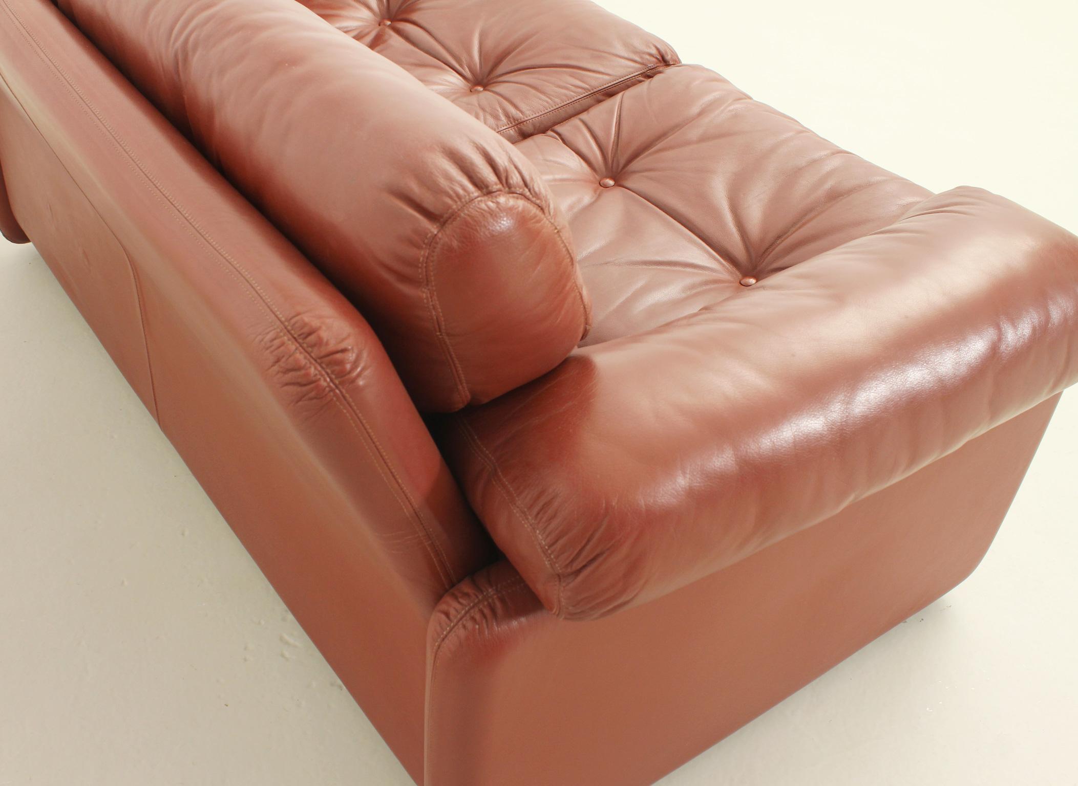 Coronado Two-seater Sofa by Tobia Scarpa in Cognac Leather, 1969 For Sale 1