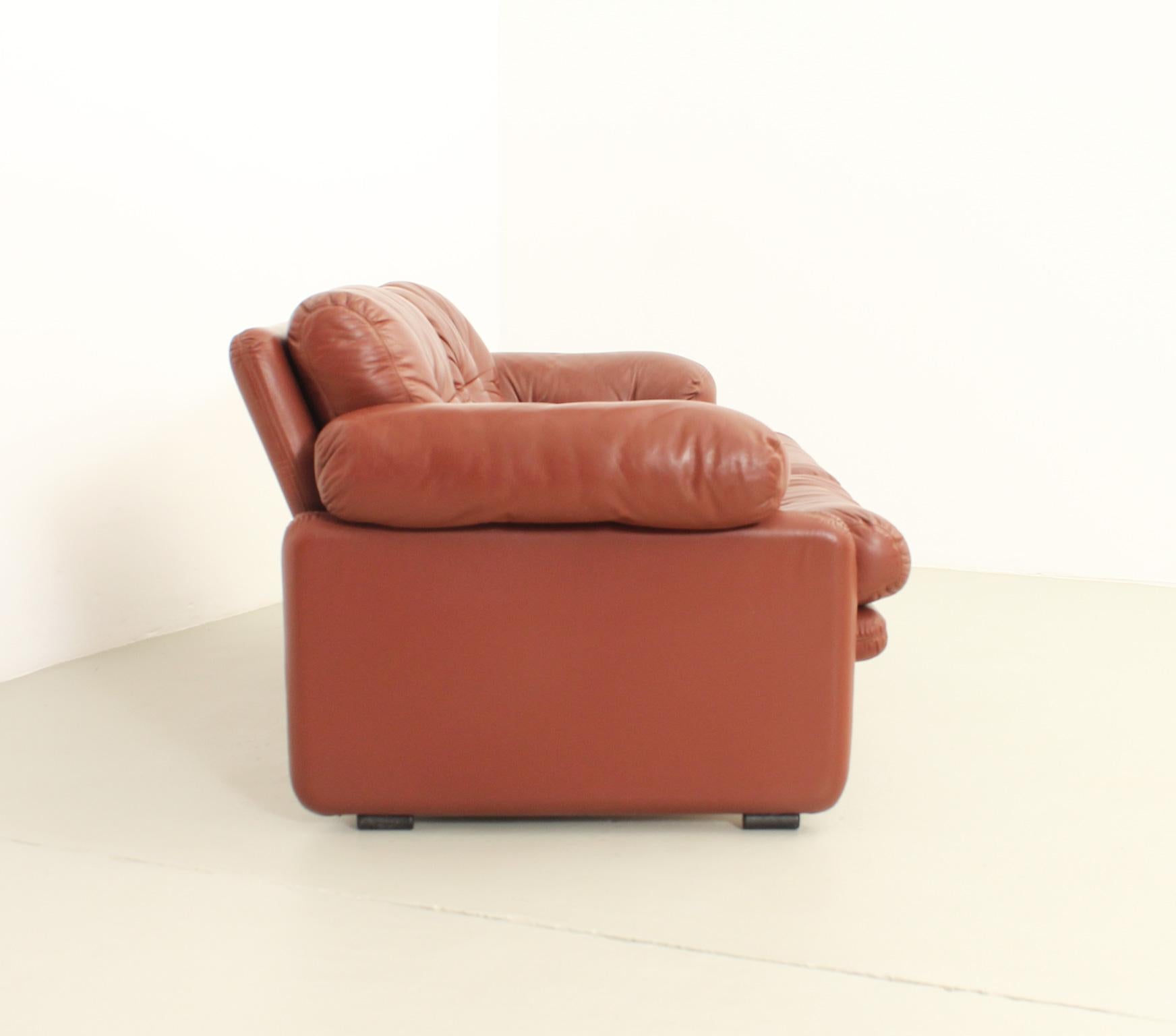 Coronado Two-seater Sofa by Tobia Scarpa in Cognac Leather, 1969 For Sale 2