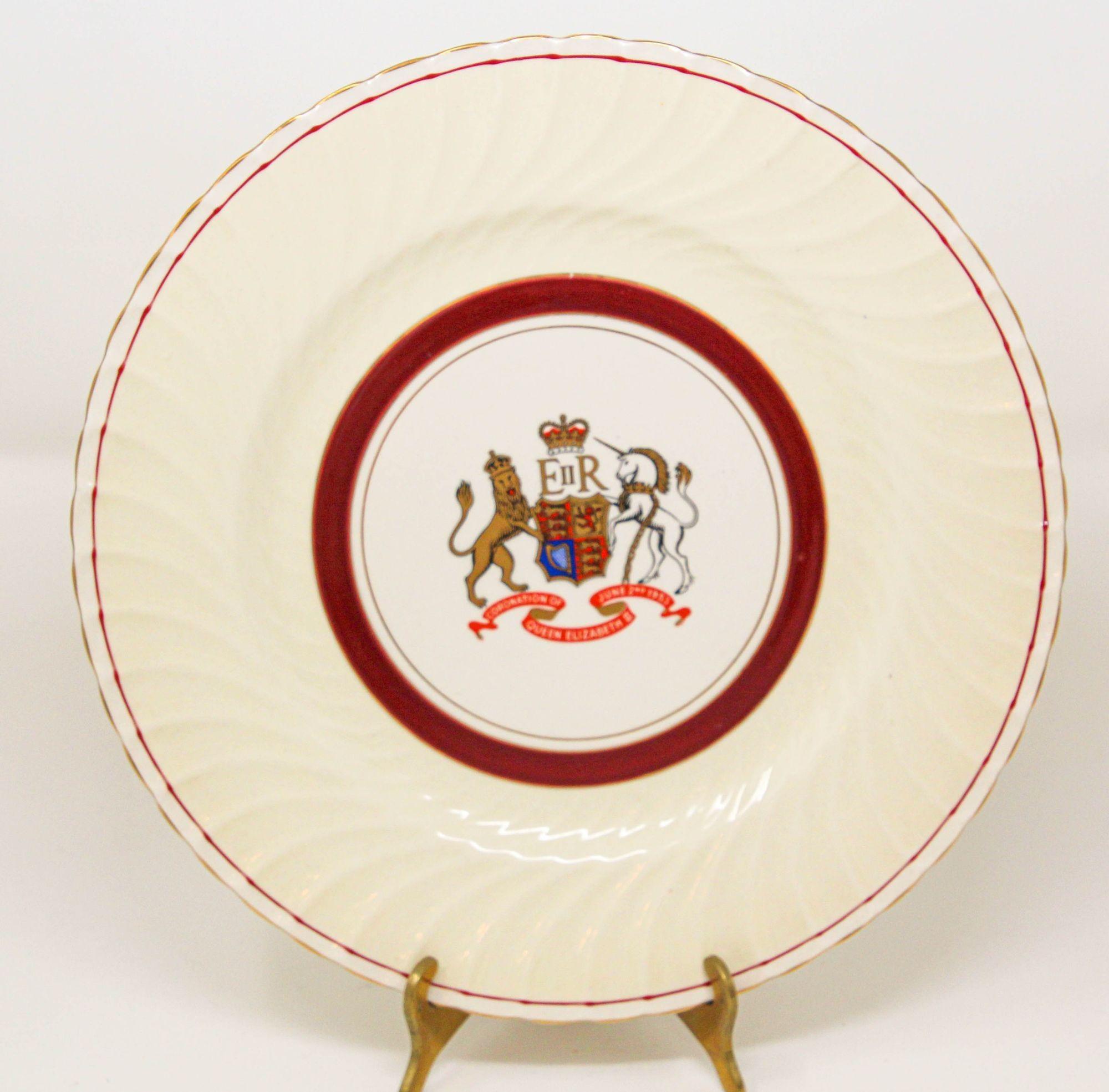 Assiette de couronnement Reine Elizabeth II, 2 juin 1953 Burleigh Ware Burslem Angleterre en vente 5