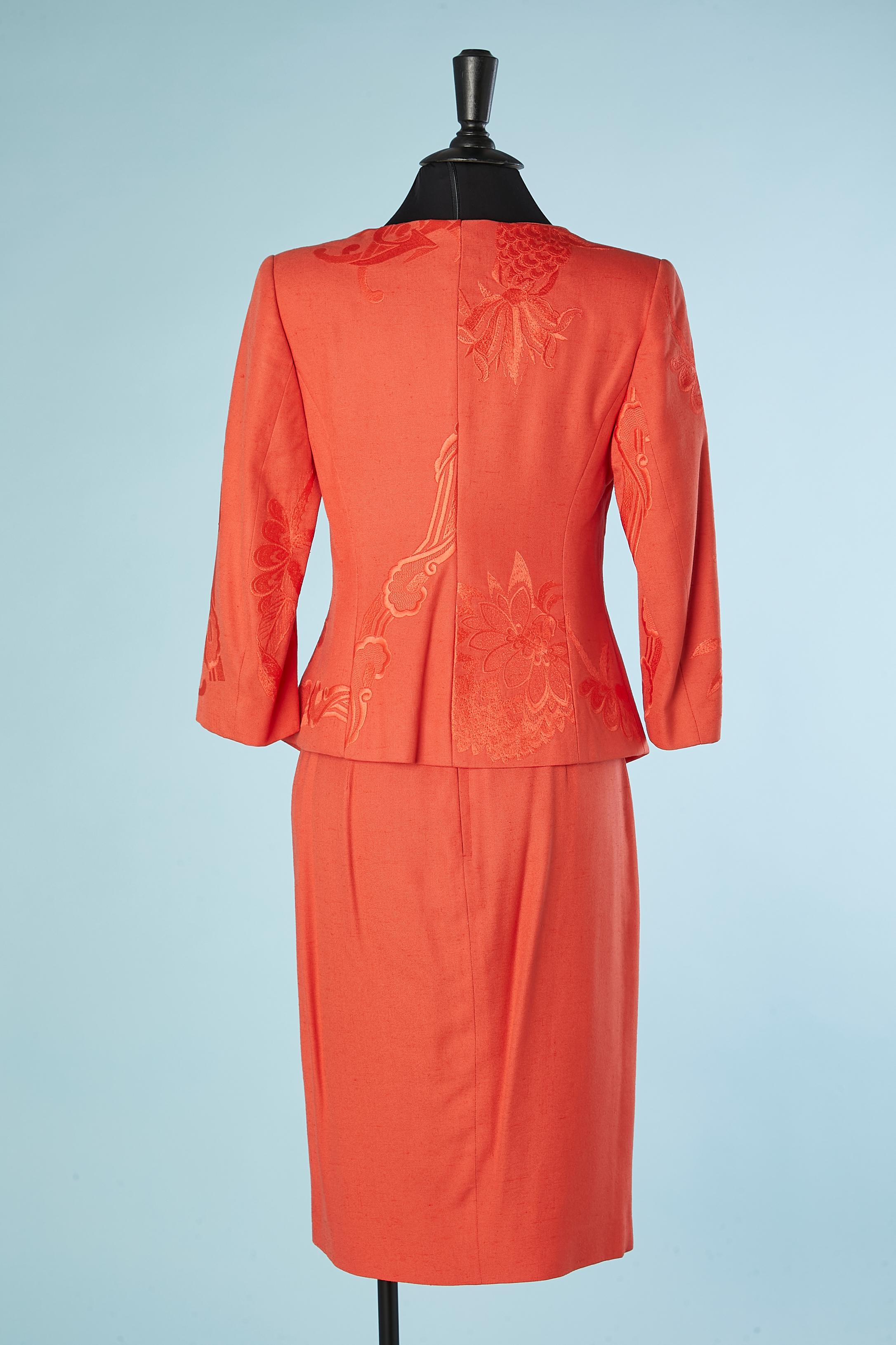 Corral linen skirt suit with tone on tone thread embroideries Gianfranco Ferré  For Sale 1