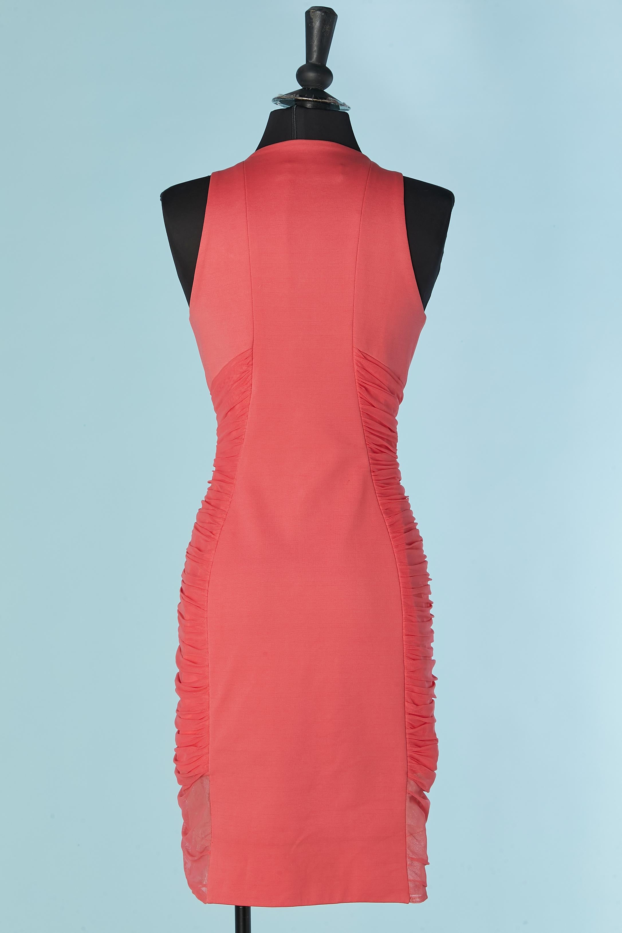 Abito da cocktail rosa senza maniche con zip e strass Versace in vendita 1