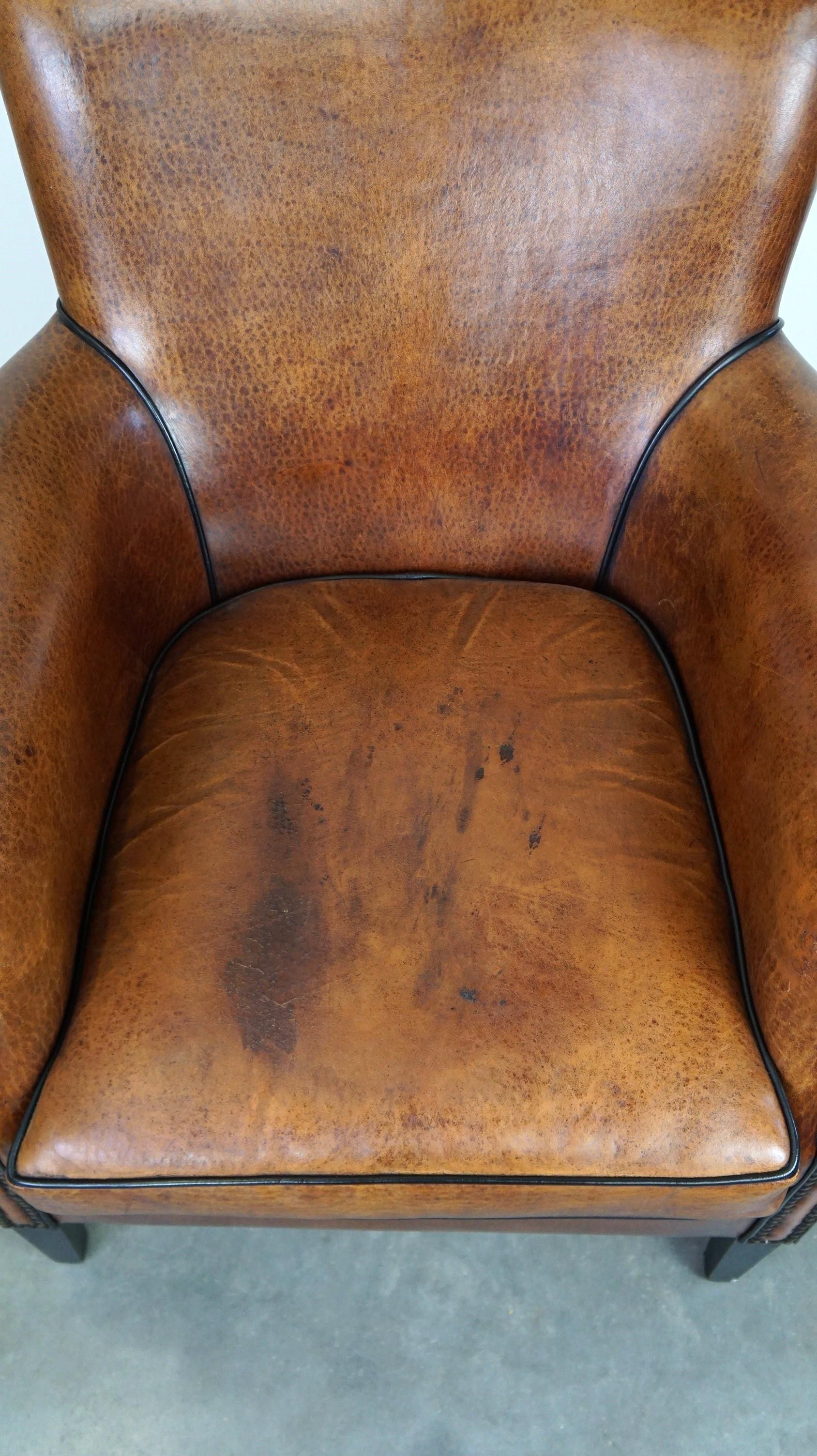XXIe siècle et contemporain Fauteuil/fauteuil en cuir de mouton Correct et confortable avec une belle finition en vente
