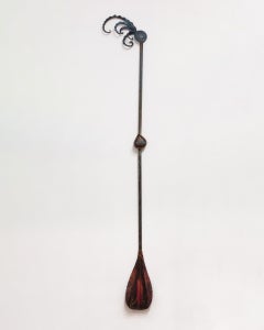 «L'eau» - escultura de pared, metal, paleta, bastón, plumas