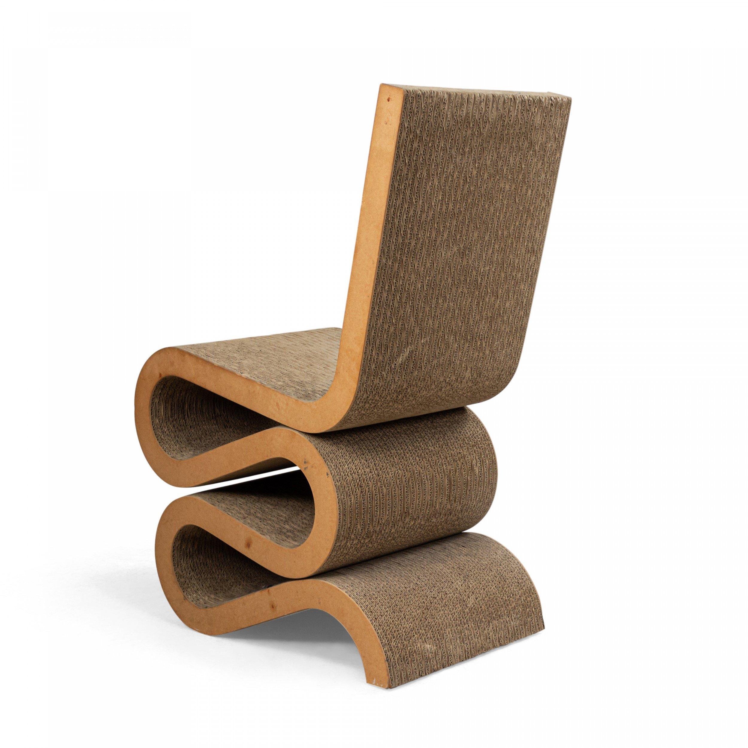 Chaise roulante en carton ondulé en vente 3