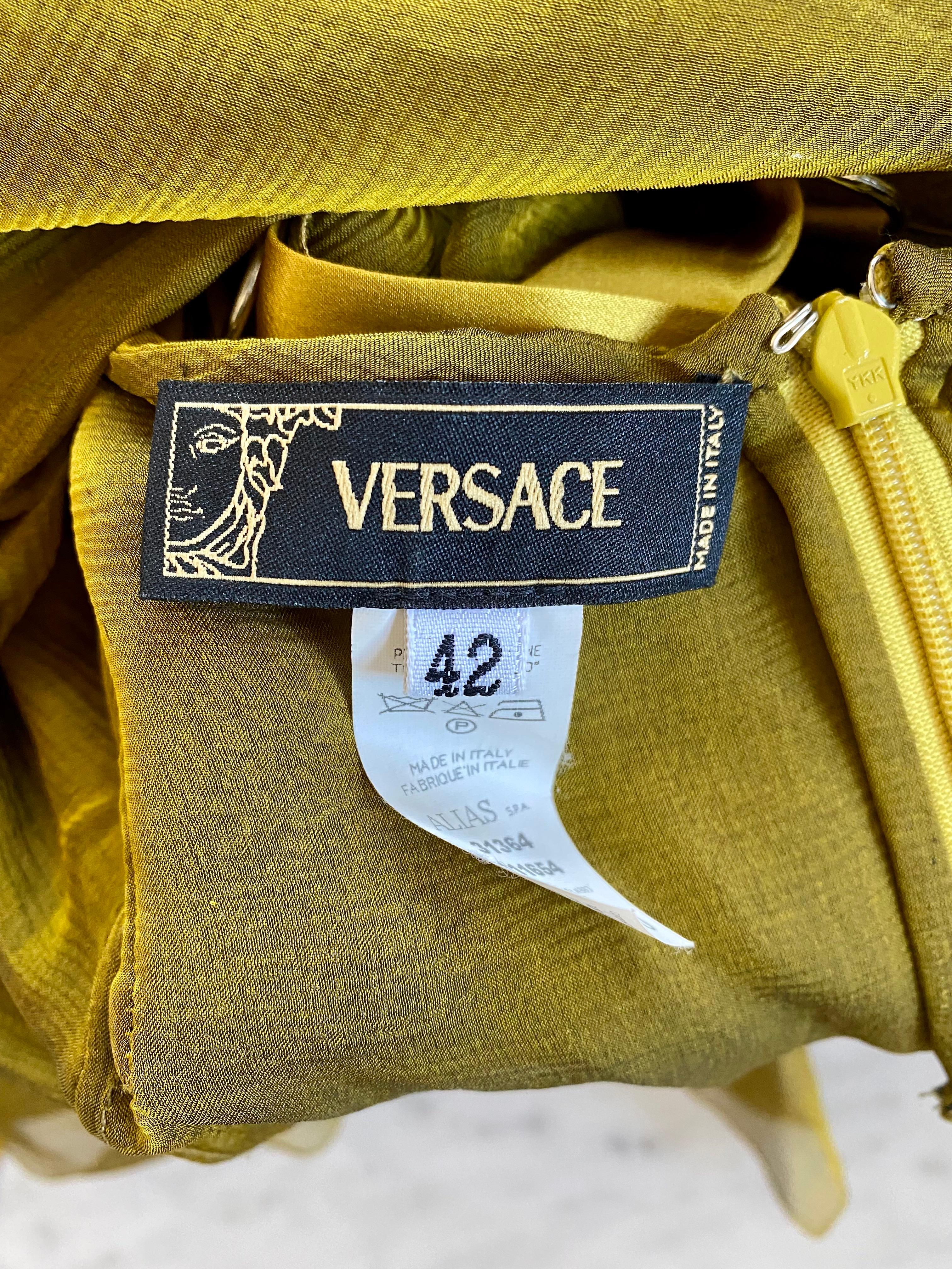 F/W 2003 Versace Beyoncé Corseted Olive Green Dress by Donatella Versace  2
