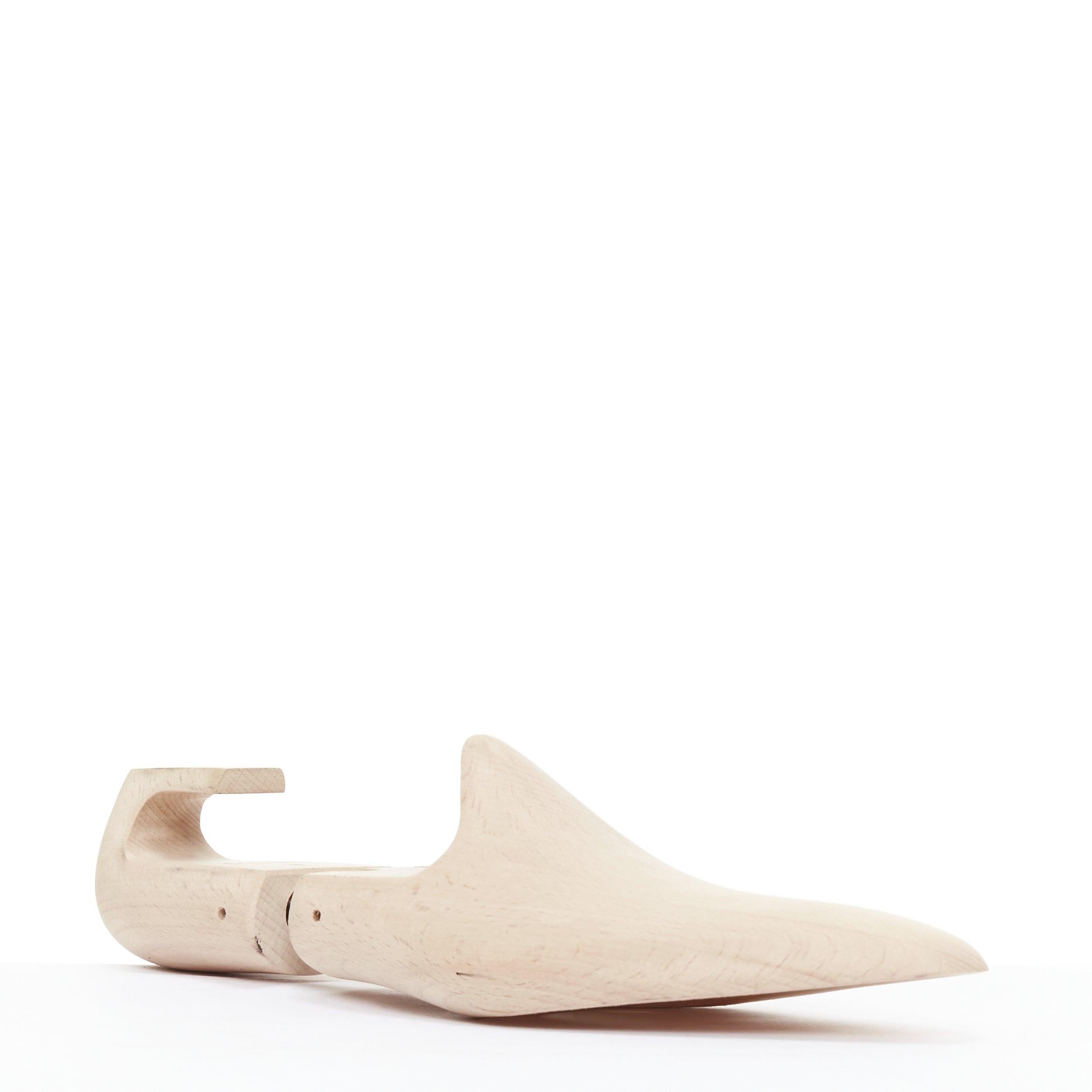 CORTHAY beige Holzlogo Schuhspanner Paar UK8 EU42 (Beige) im Angebot