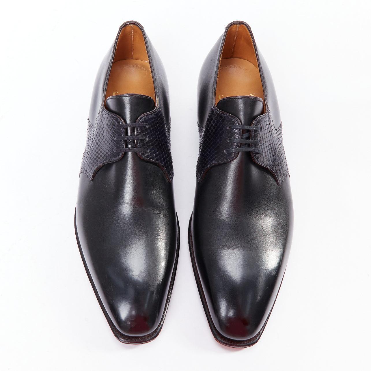 CORTHAY Sade black scaled leather trim smooth derby loafers UK8.5 EU41.5
Reference: TGAS/E00598
Brand: Corthay
Model: Sade
Material: Leather
Color: Black
Pattern: Animal Print
Closure: Lace Up
Lining: Brown Leather
Extra Details: The inspiration for