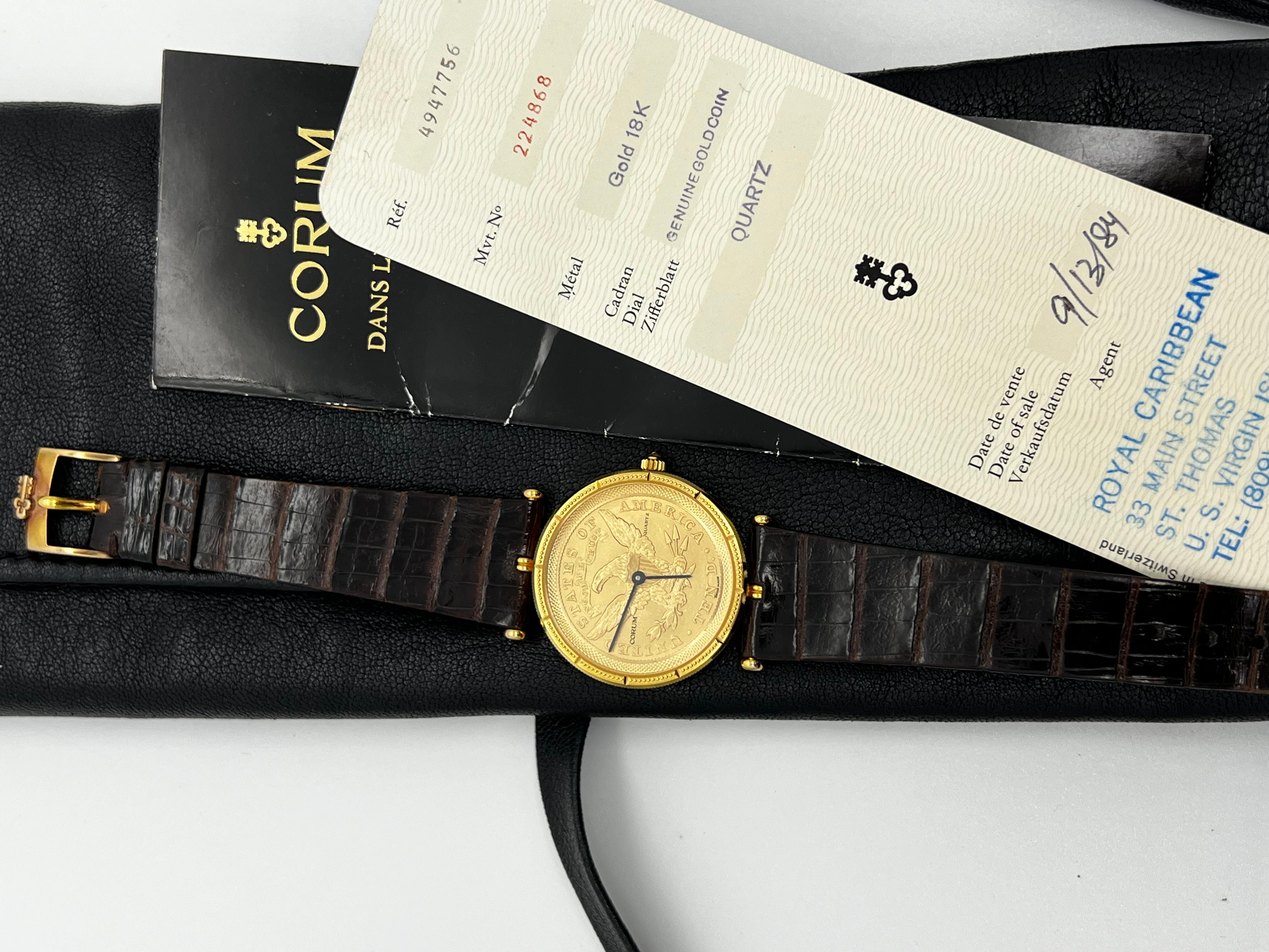 Corum $10 Münzuhr 1893 18K Gelbgold Lederarmband Reisetasche Papier Herren im Angebot