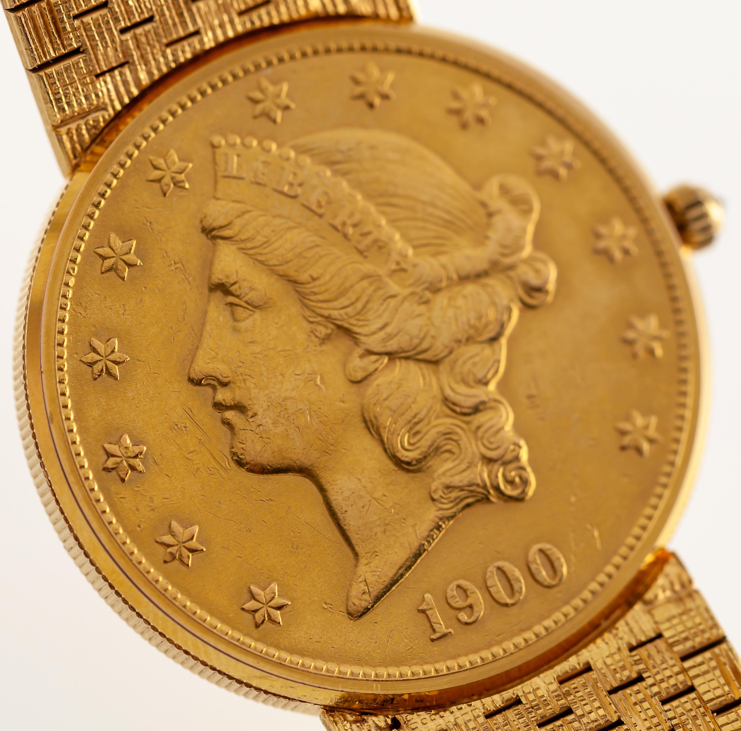 Corum 18k Yellow Gold Double Eagle Quartz Watch w/ Original Band For Sale 2